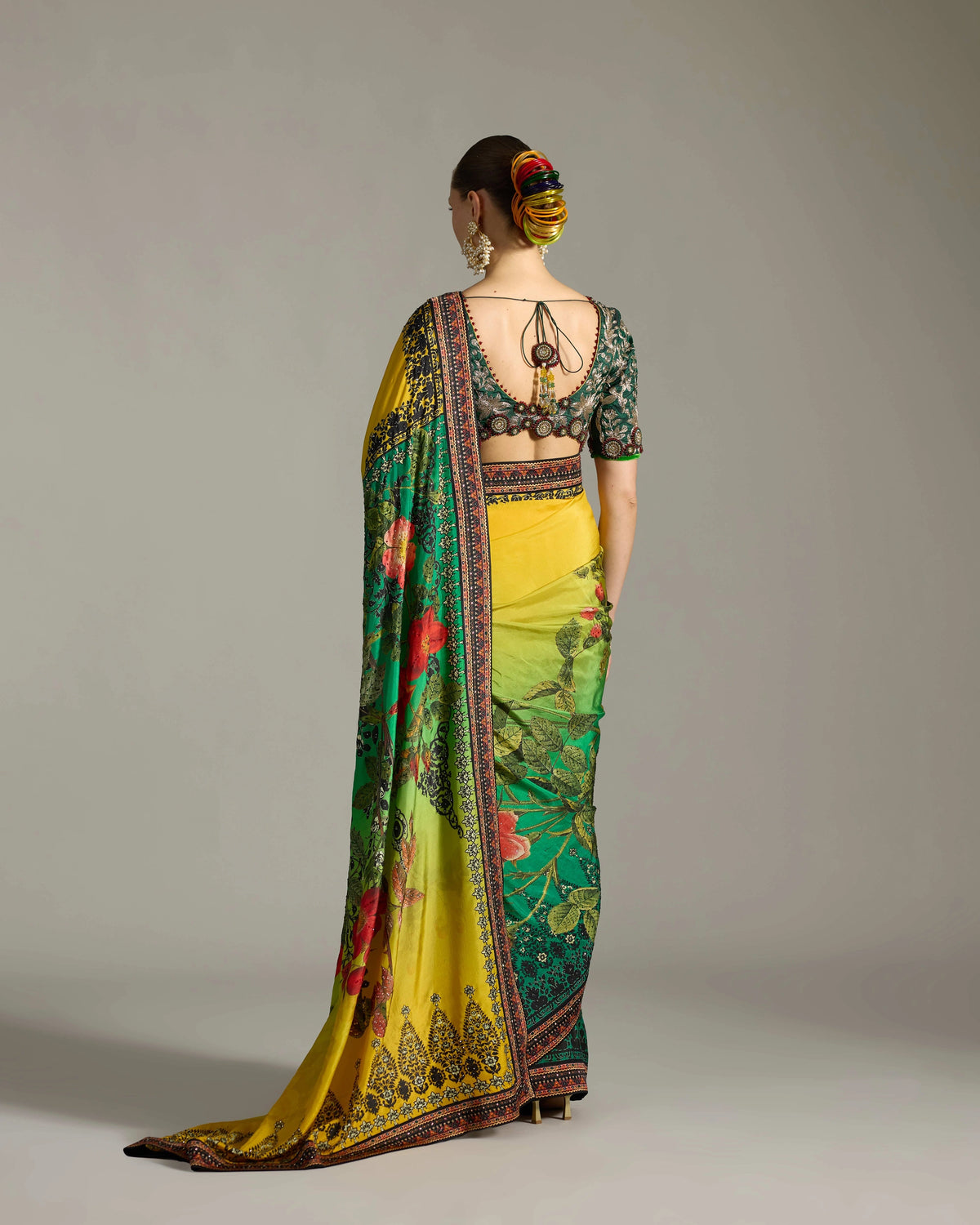 INDIES : Saari Set