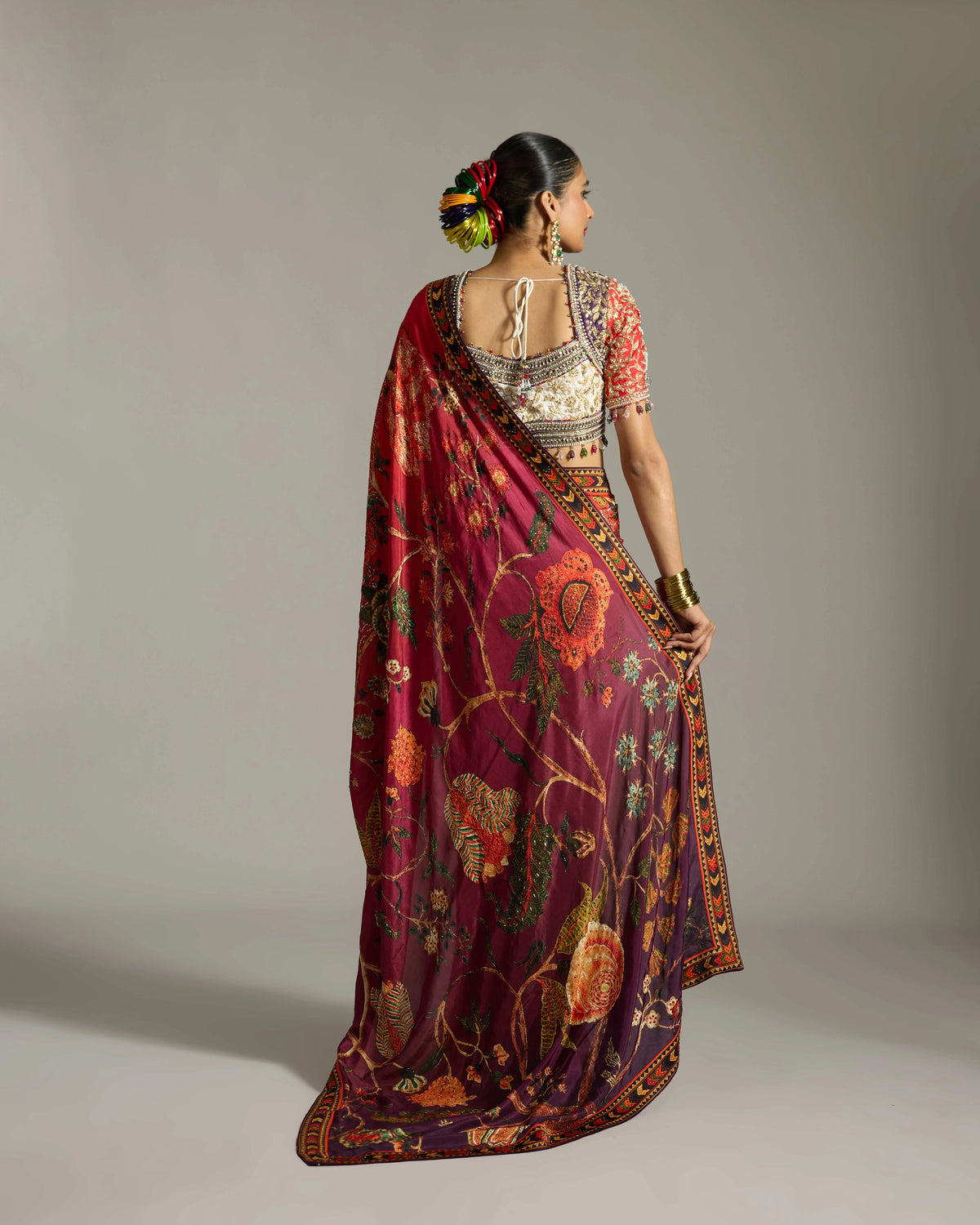 INDIES : Saari Set