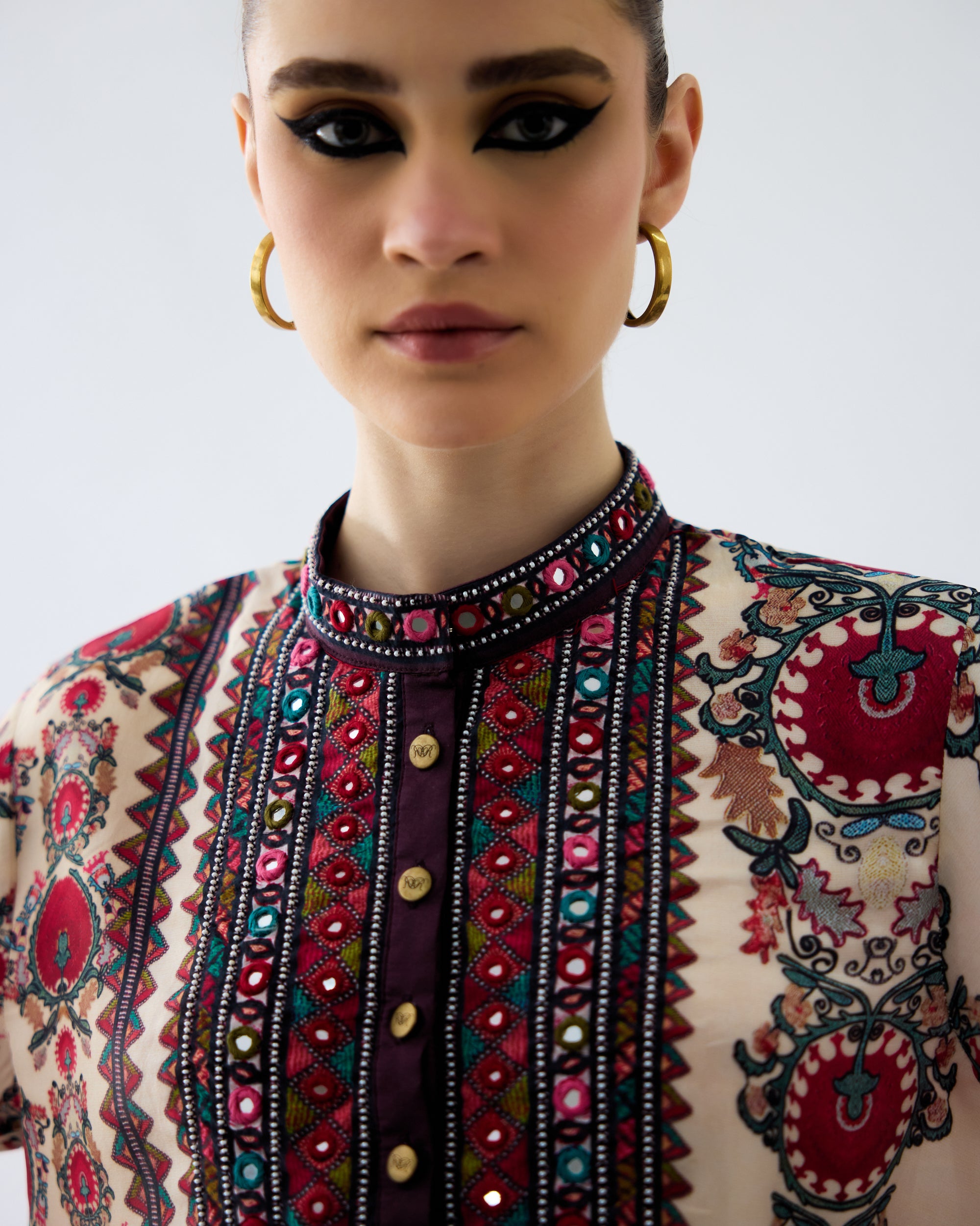 Bukhara : Baaka/Gloria - Maroon