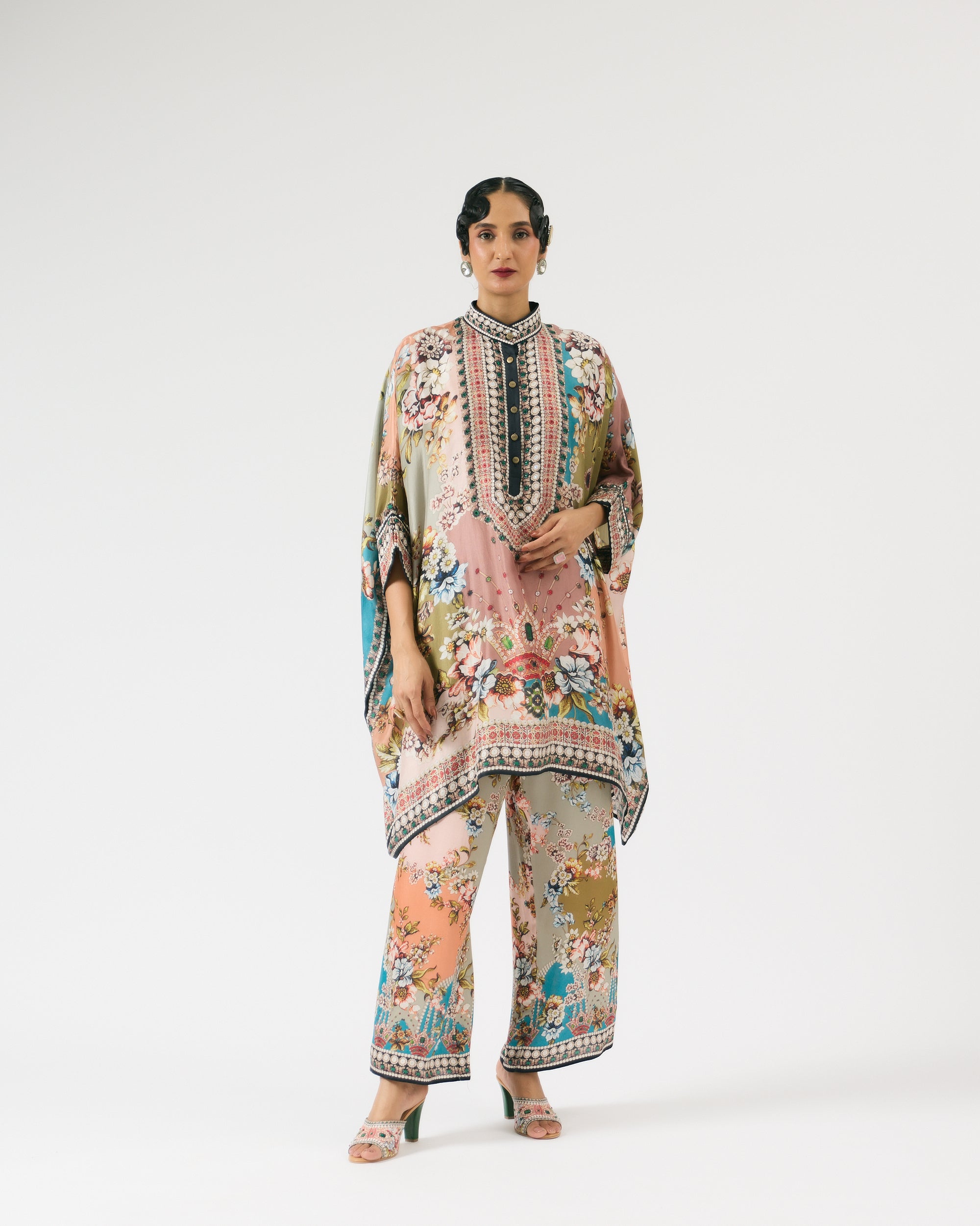 Nizam : Chanel 36" - Multi