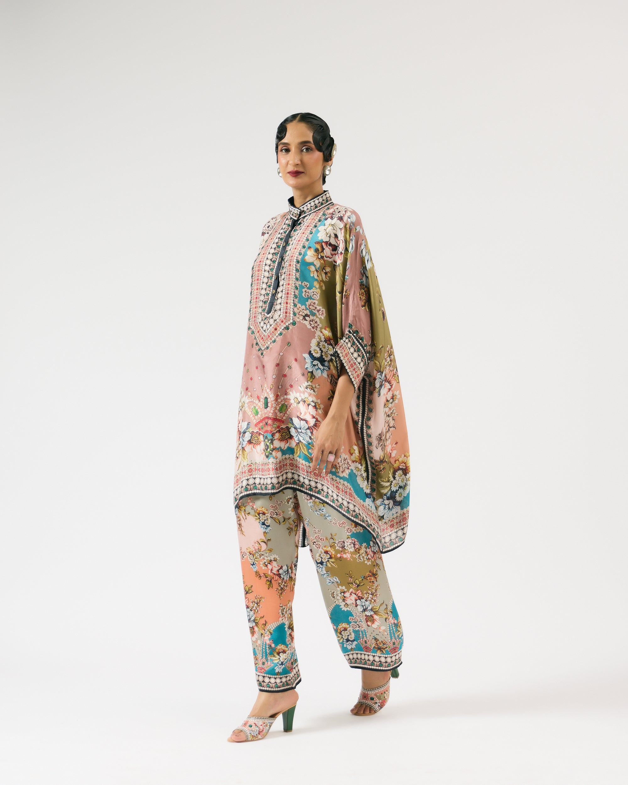 Nizam : Chanel 36" - Multi