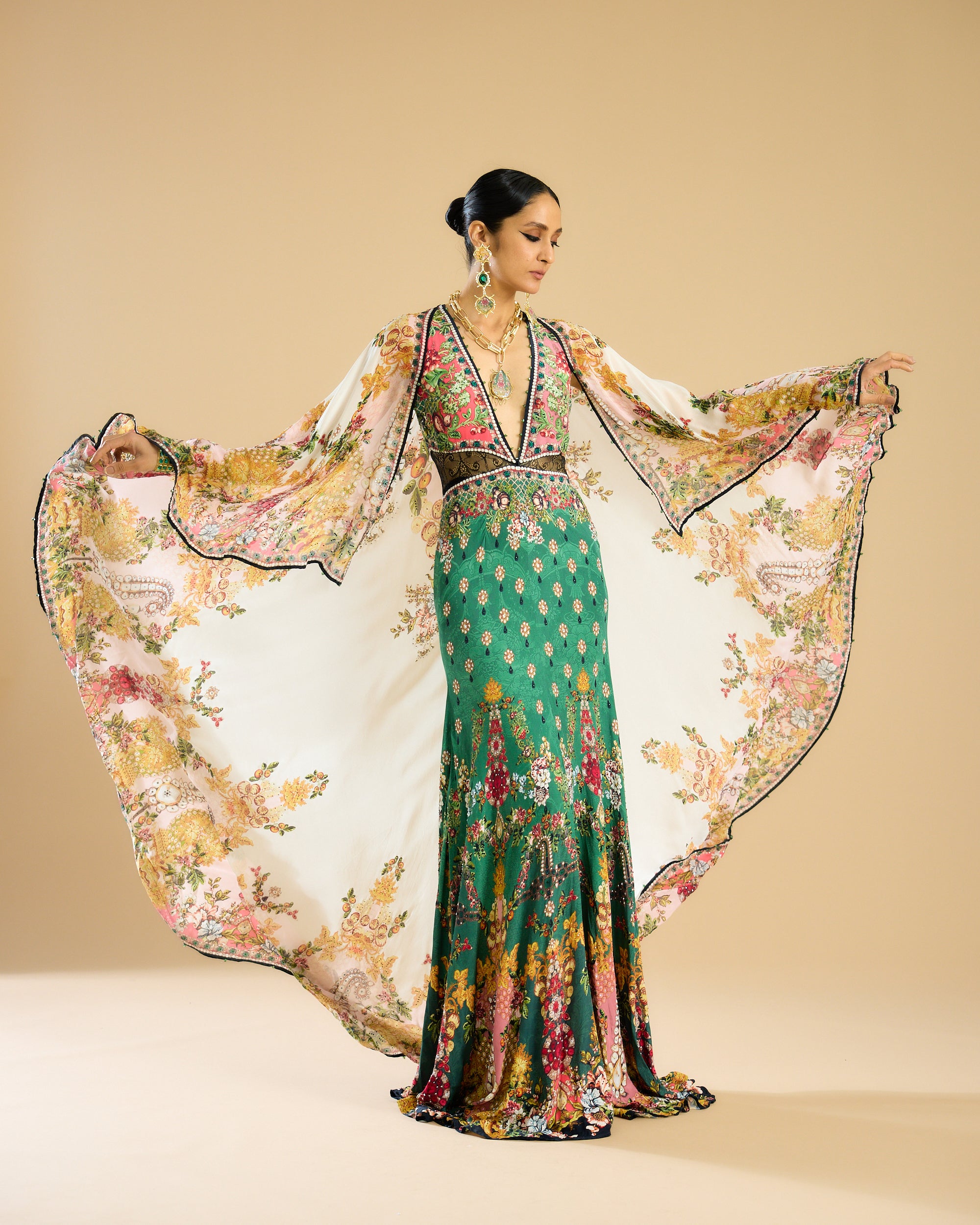 Nizam : Camilla - Ivory/Peach