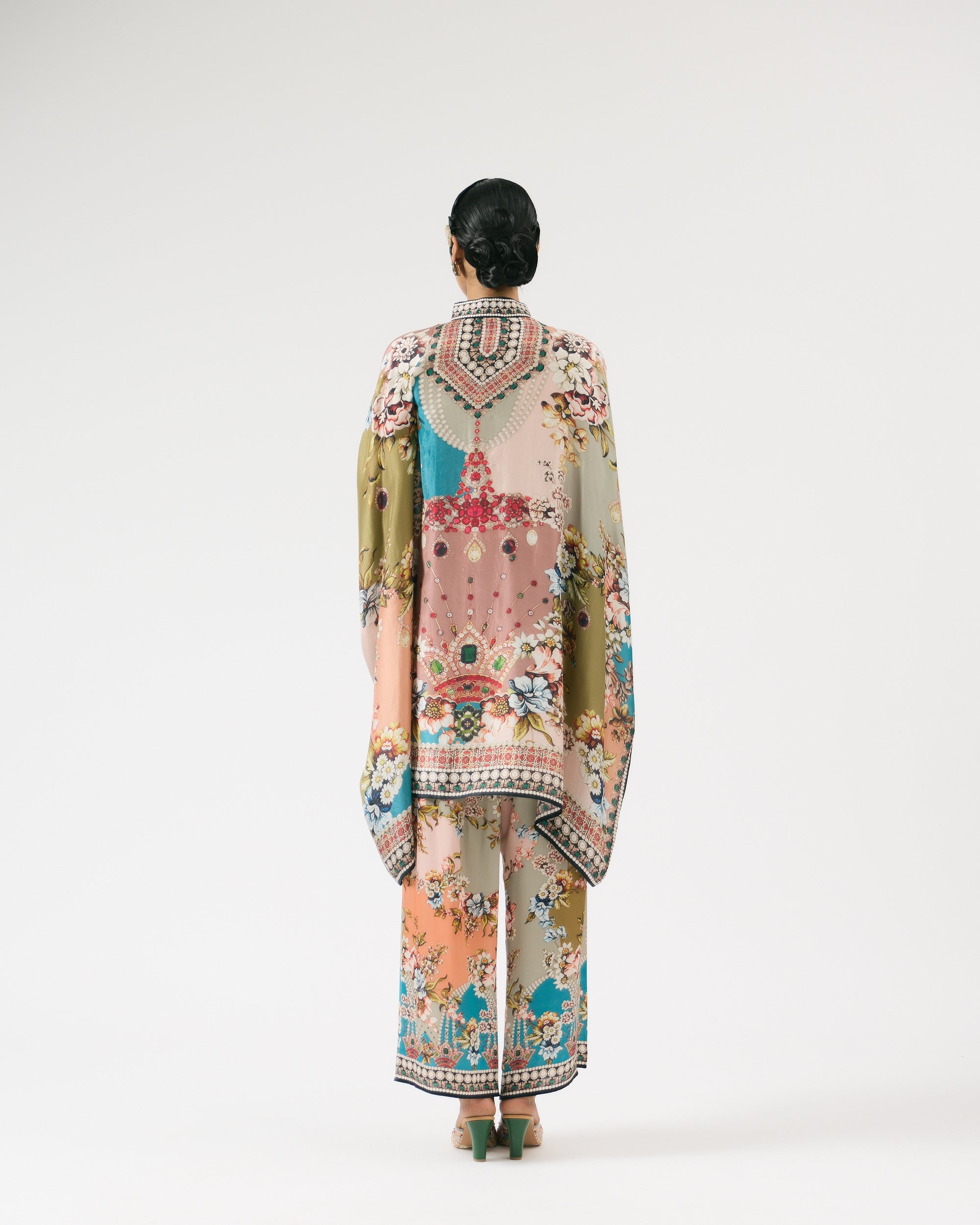 Nizam : Chanel 36" - Multi
