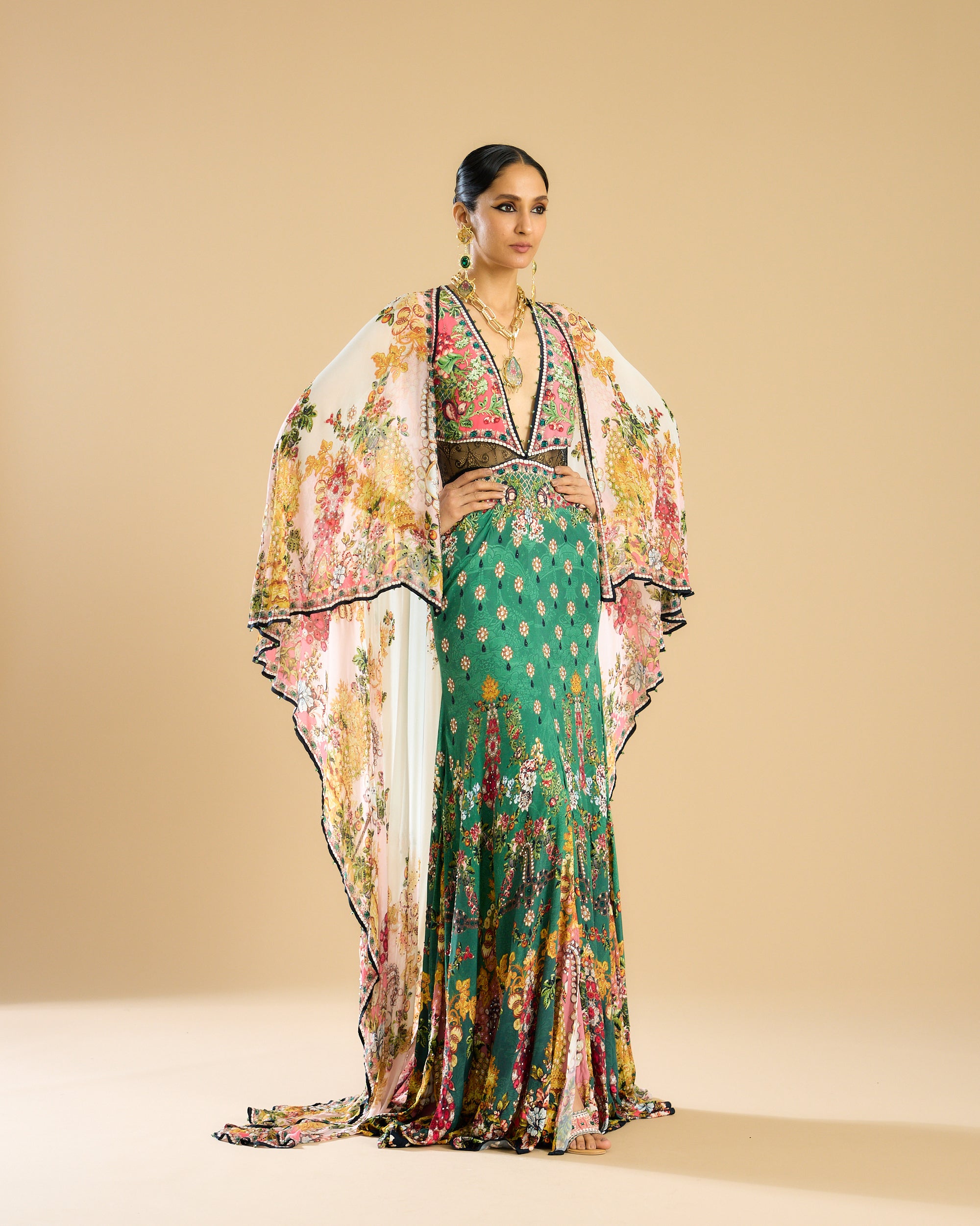 Nizam : Camilla - Ivory/Peach