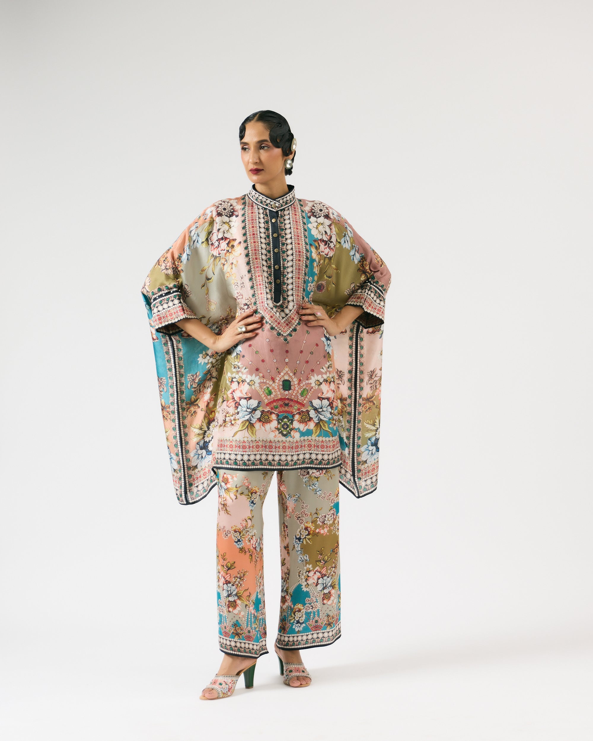 Nizam : Chanel 36" - Multi
