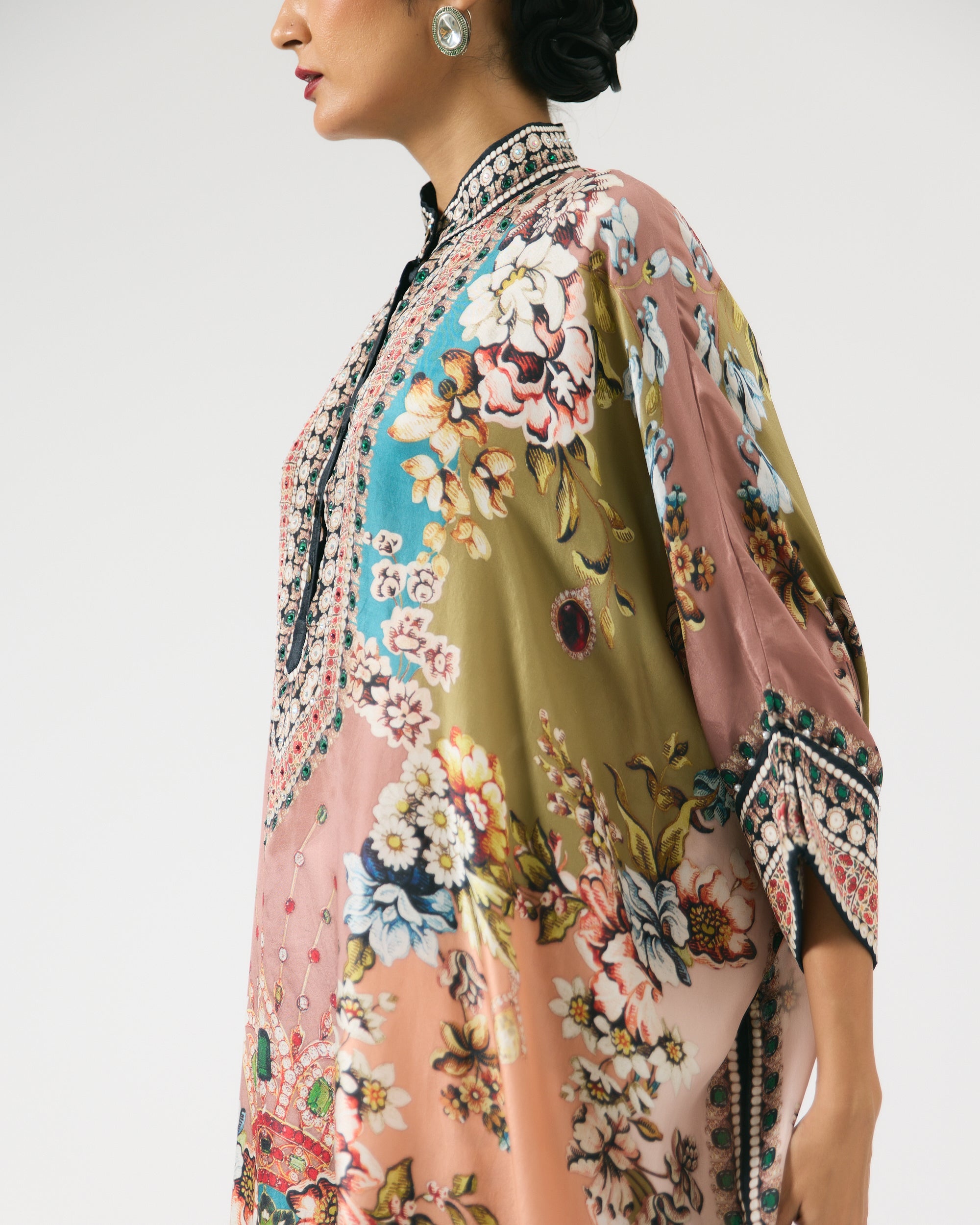 Nizam : Chanel 36" - Multi