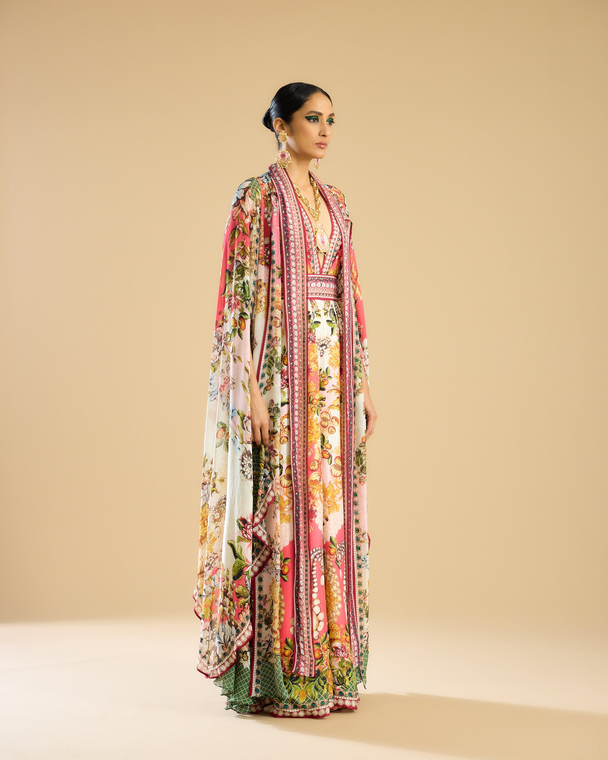 Nizam : Benazir - Ivory/Peach