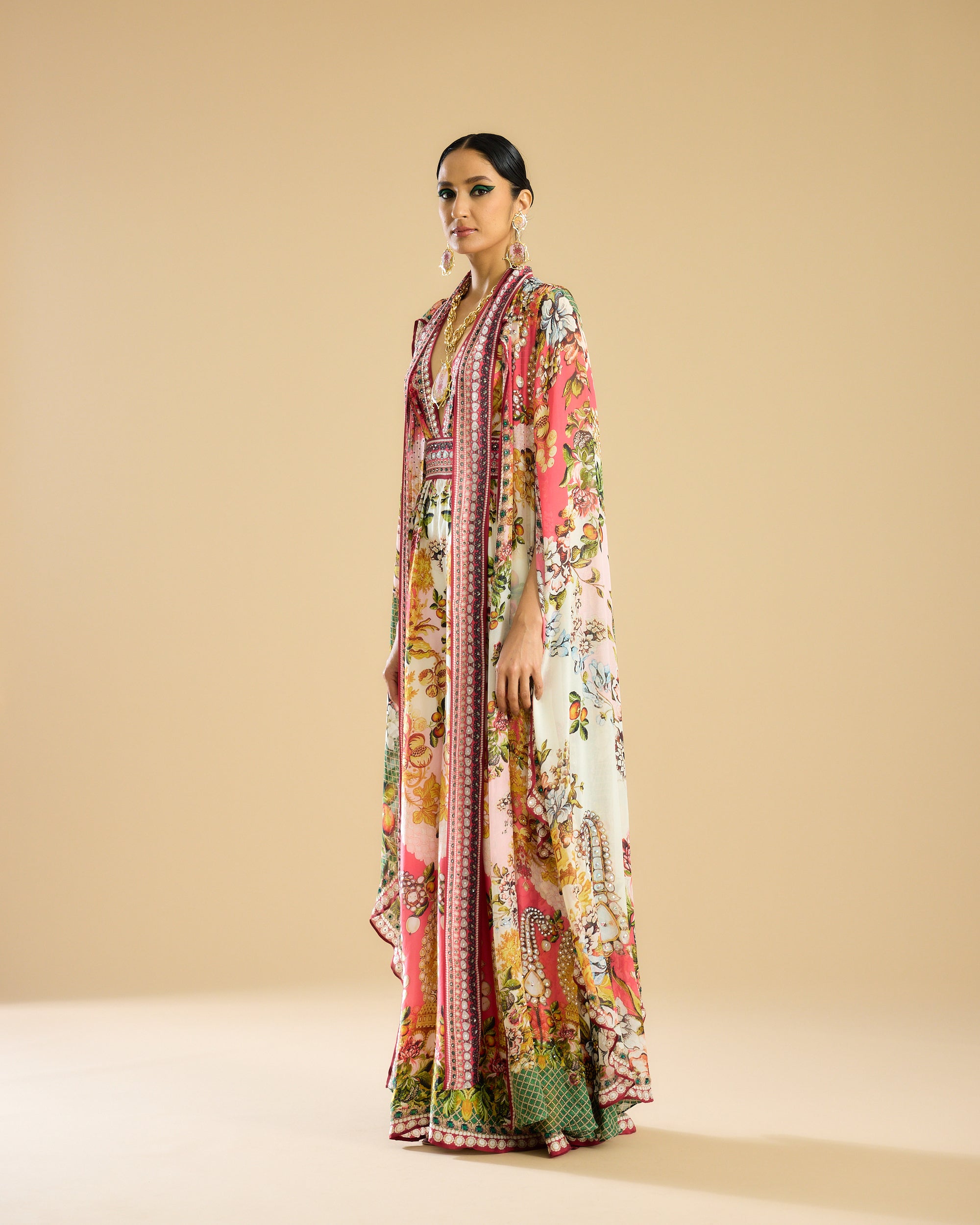 Nizam : Benazir - Ivory/Peach