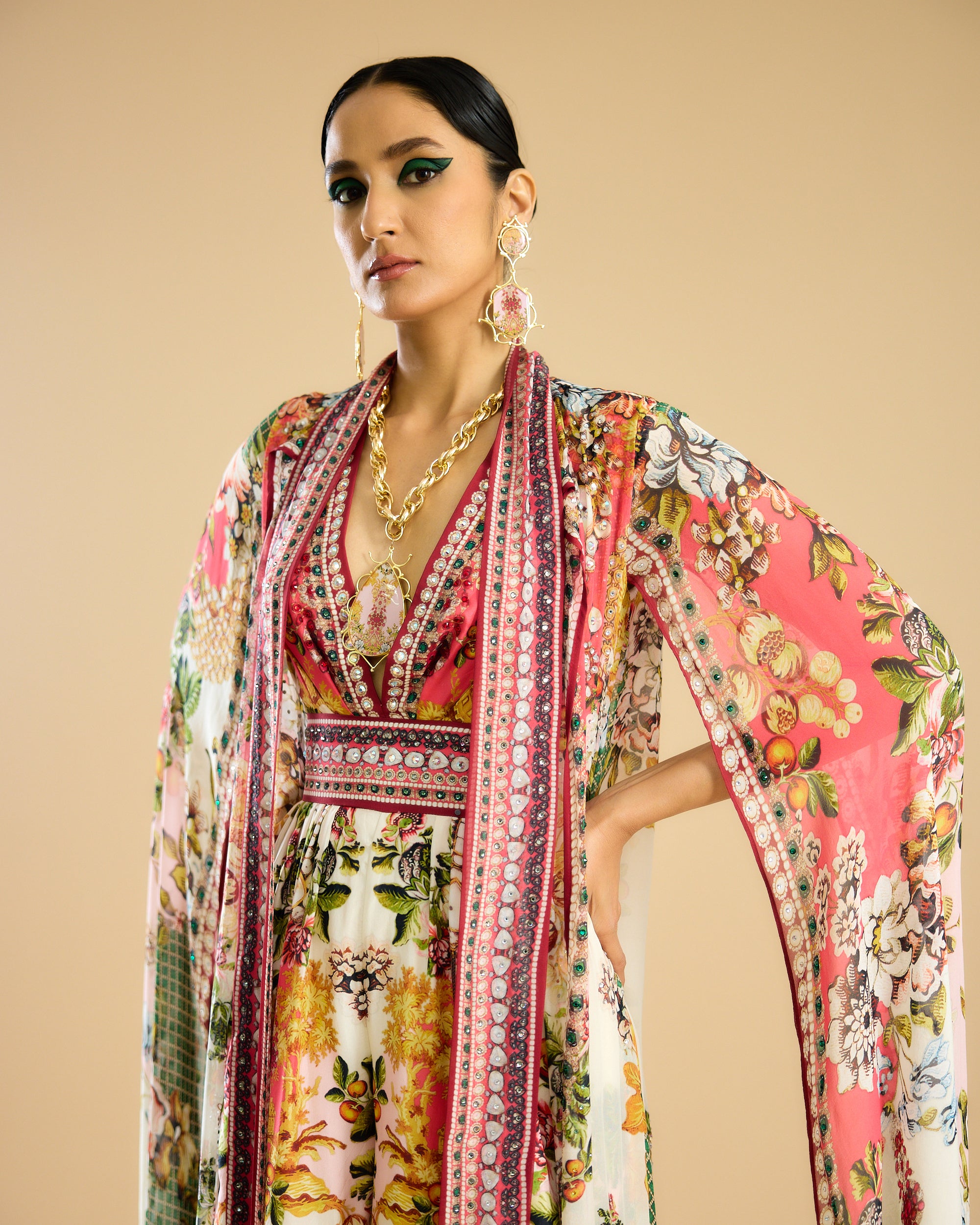Nizam : Benazir - Ivory/Peach