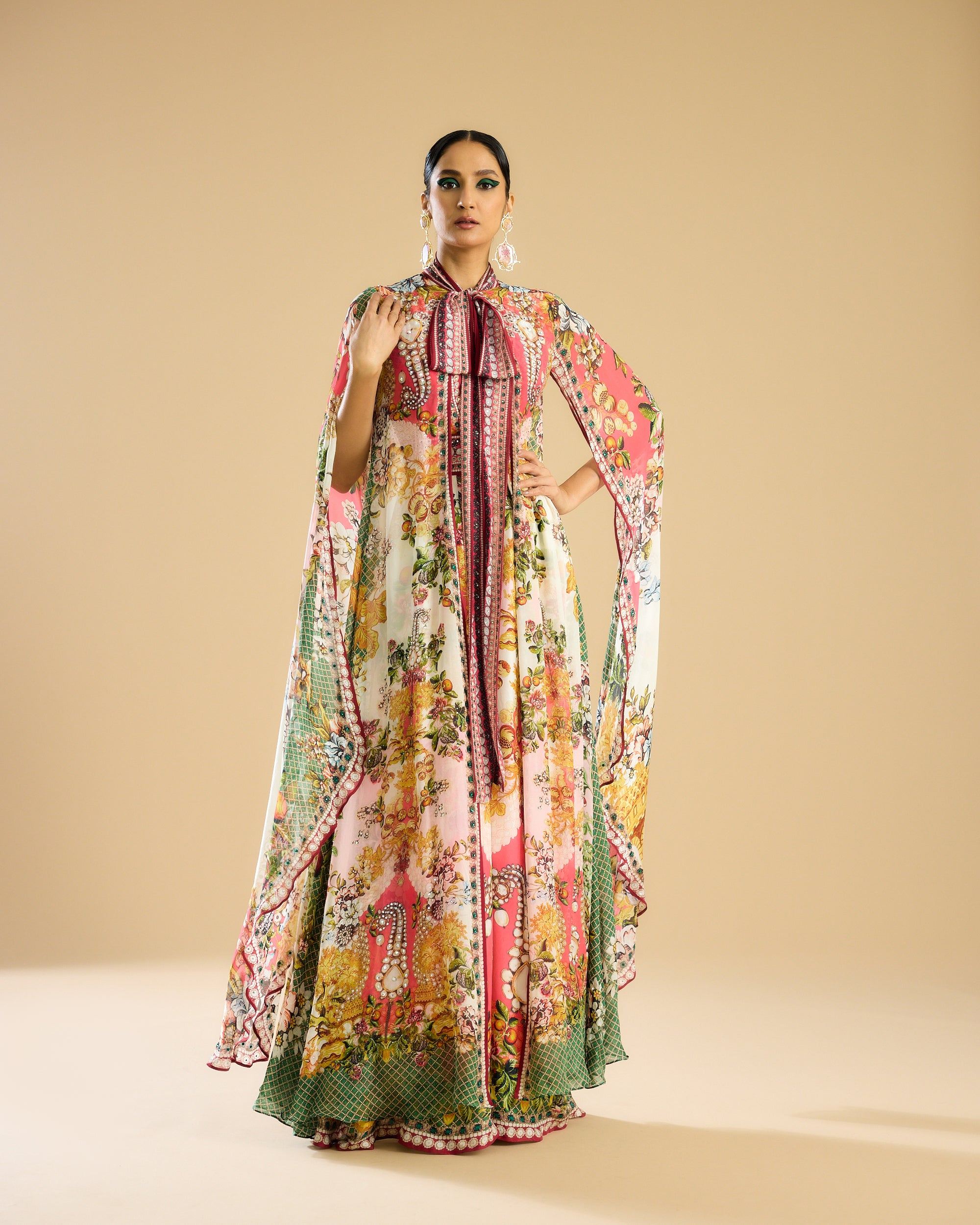Nizam : Benazir - Ivory/Peach