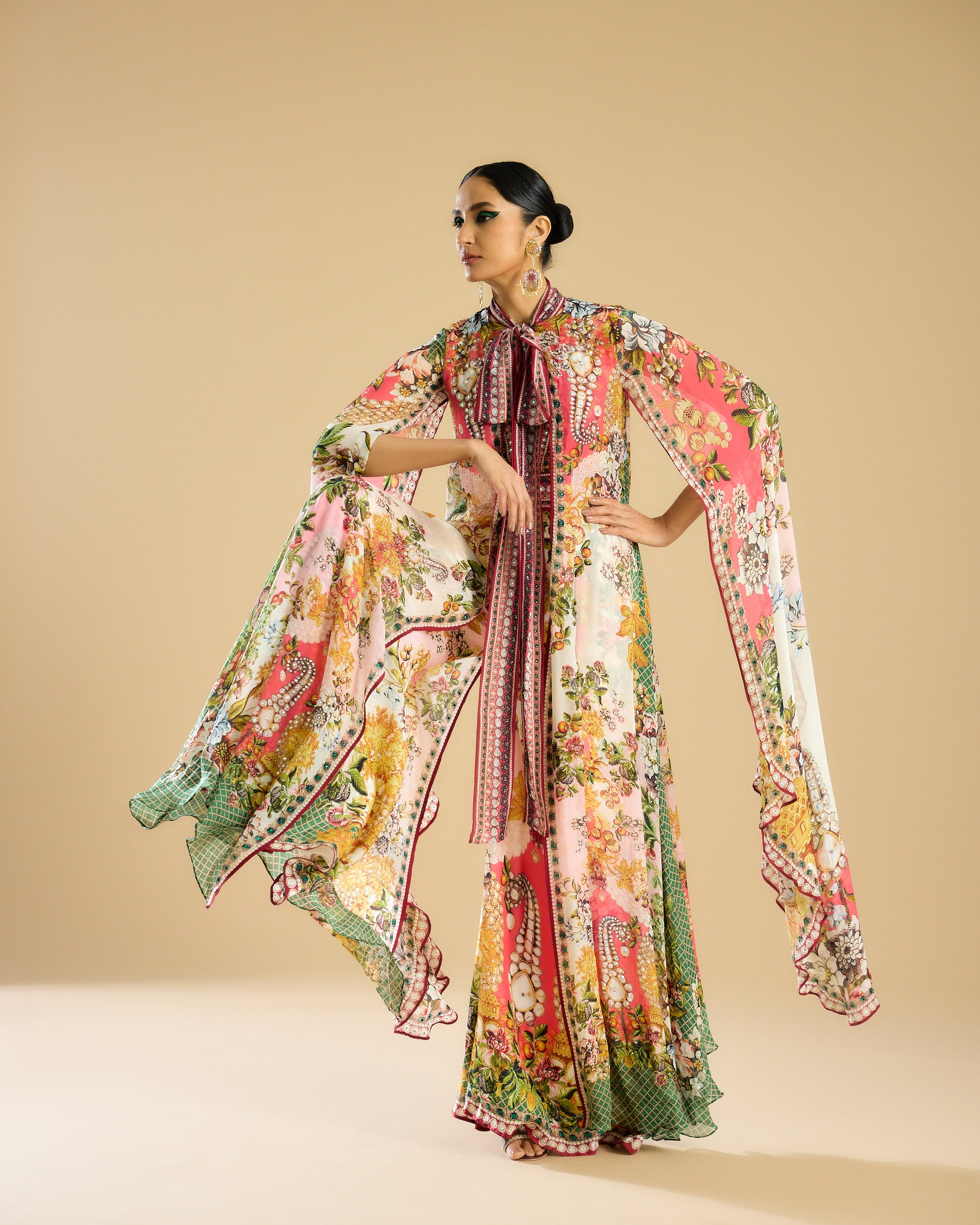 Nizam : Benazir - Ivory/Peach