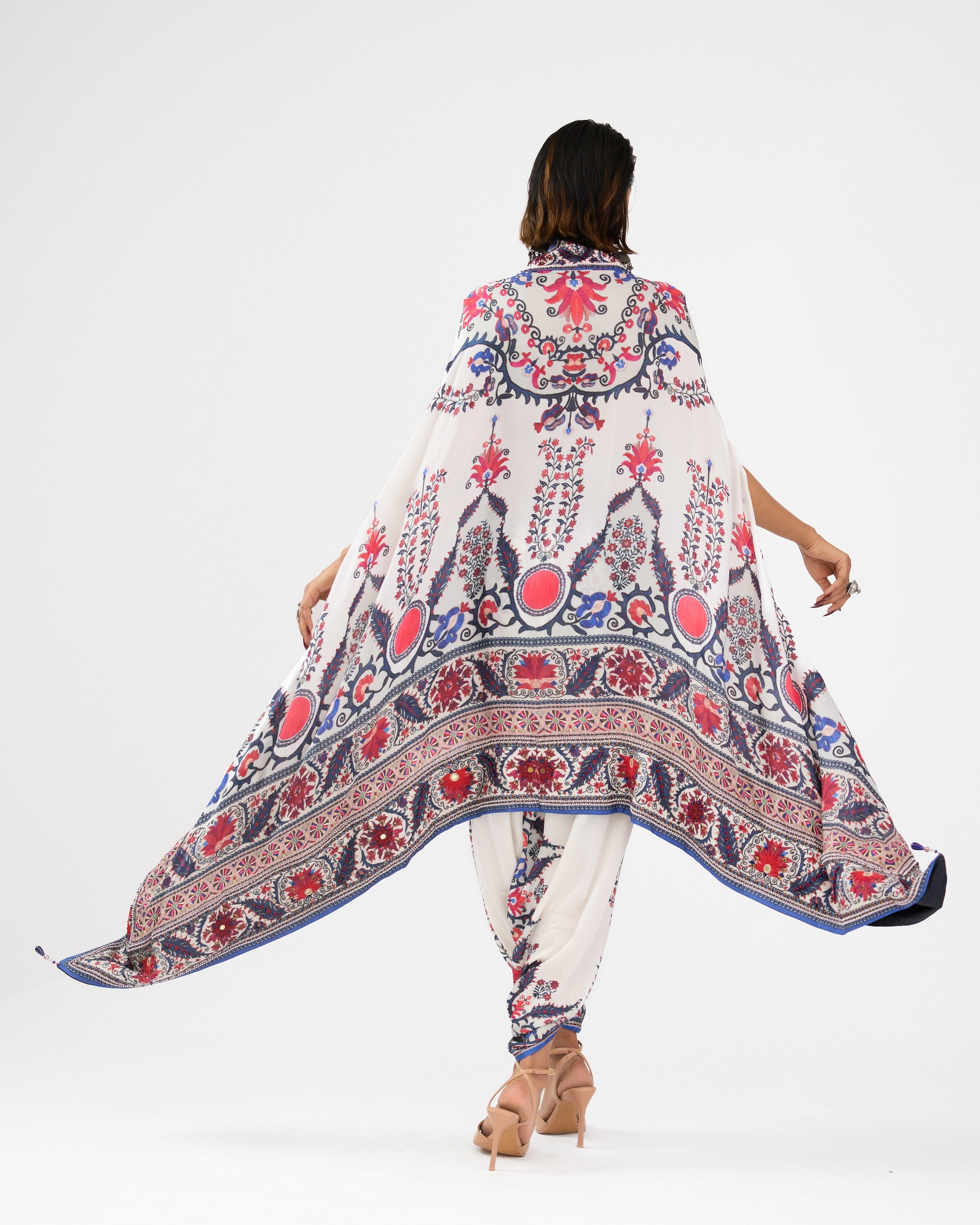 A Bukhara Summer : Chloe - Ivory/Blue