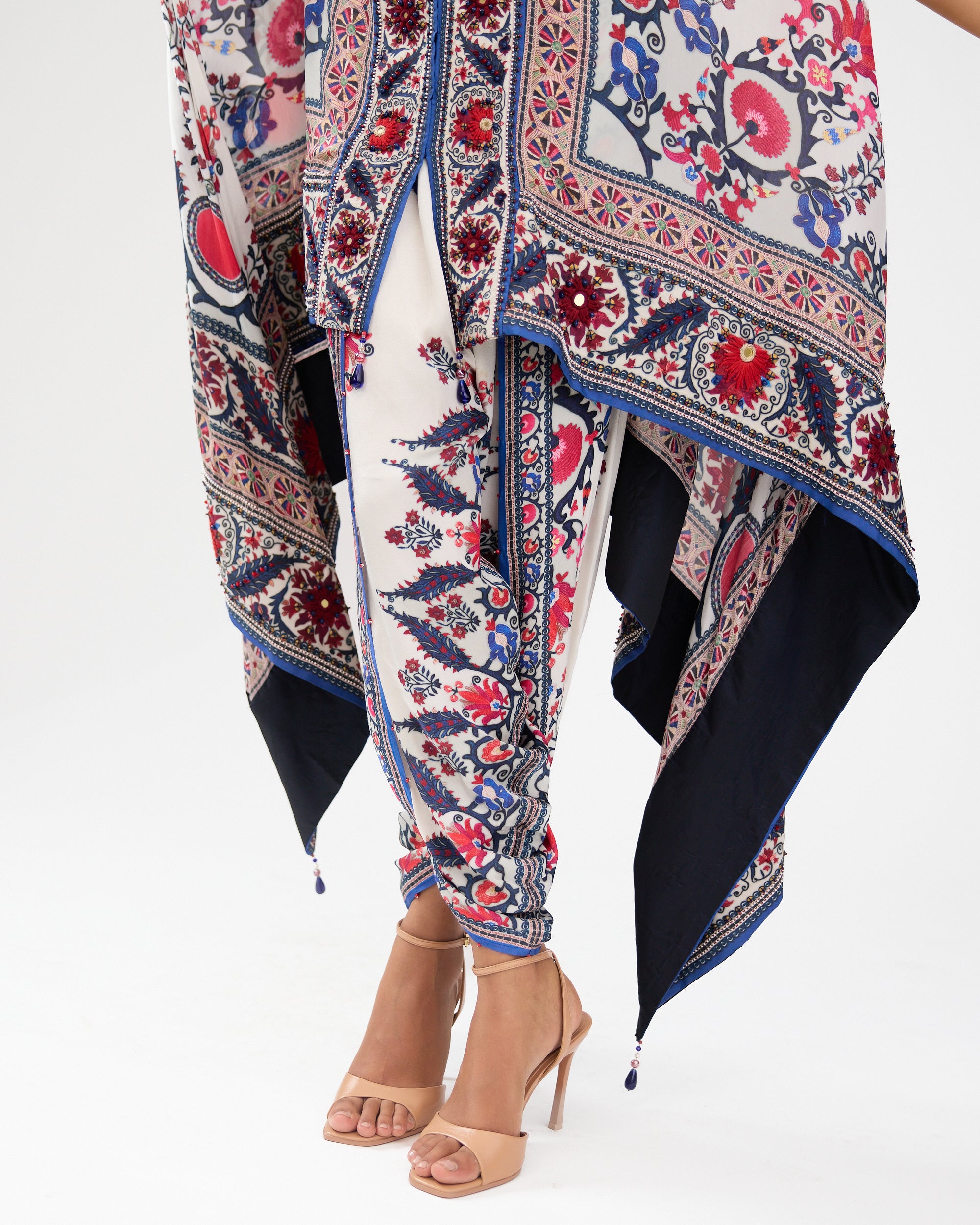 A Bukhara Summer : Chloe - Ivory/Blue