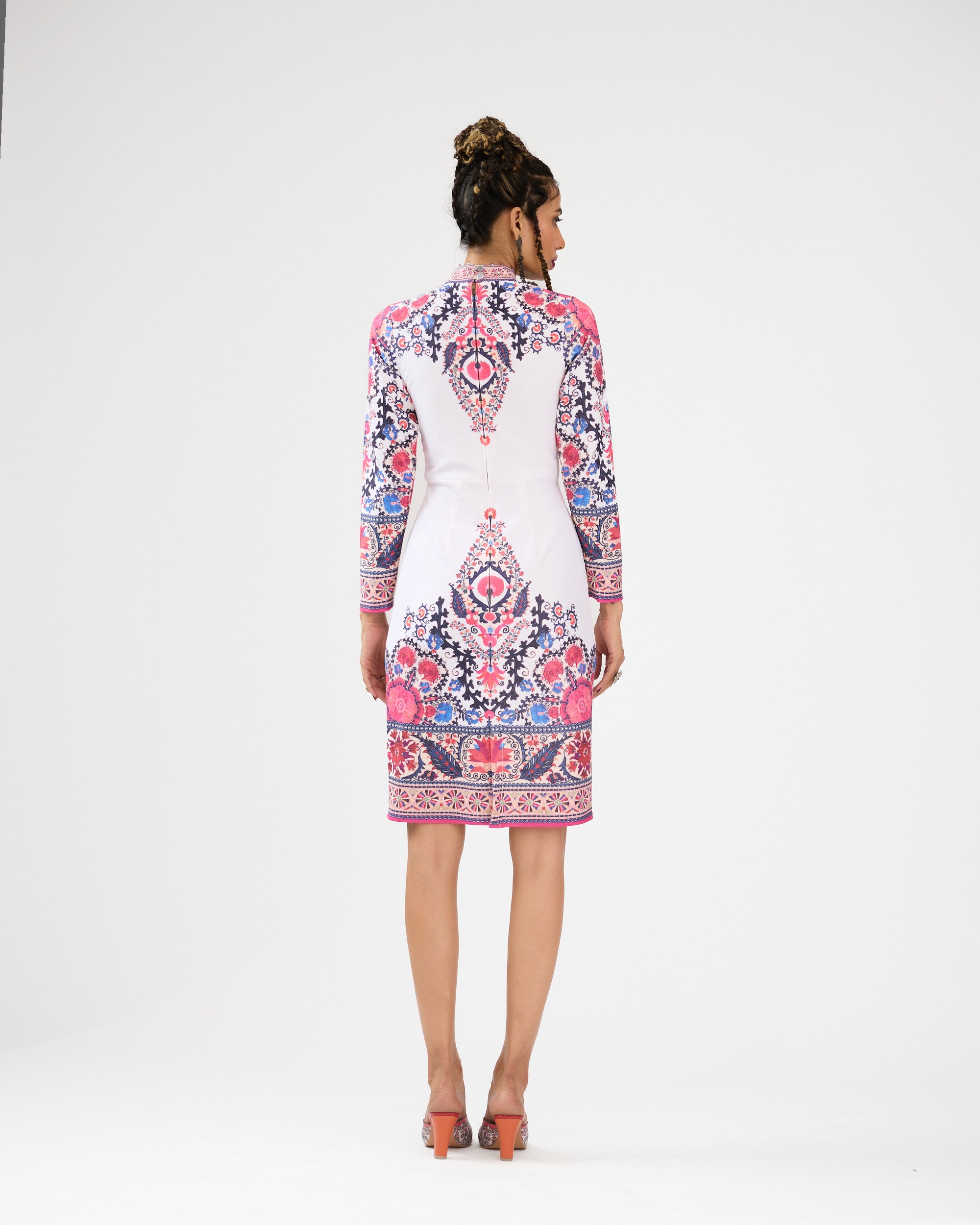 A Bukhara Summer : Natasha - Ivory/Blue