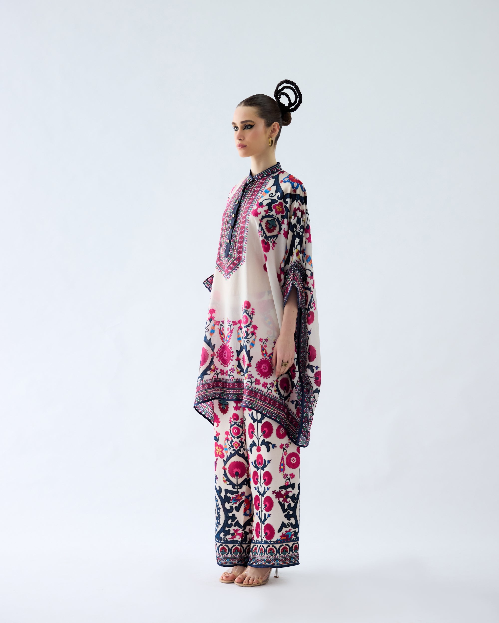 Bukhara : Chanel 36" - Raspberry