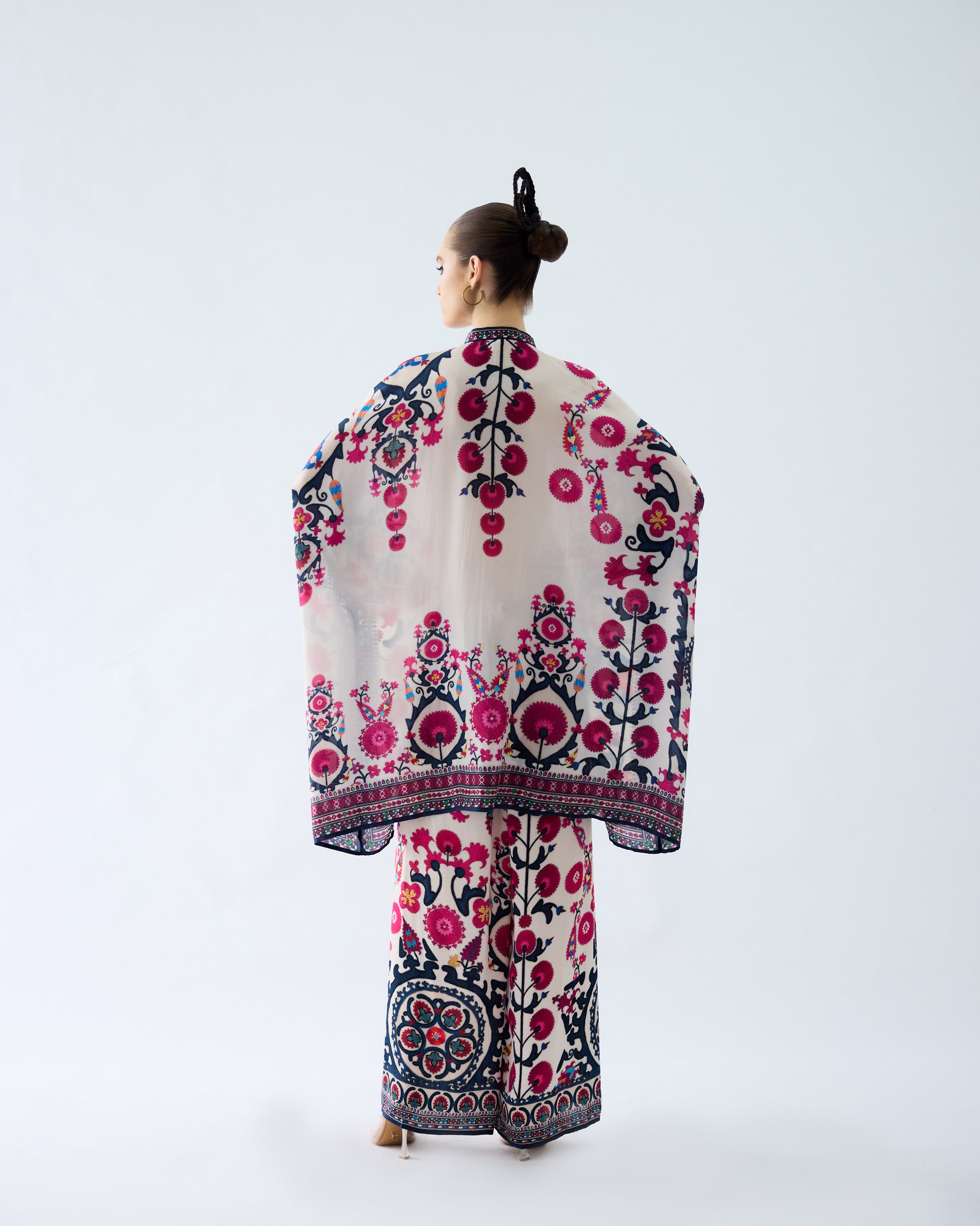 Bukhara : Chanel 36" - Raspberry