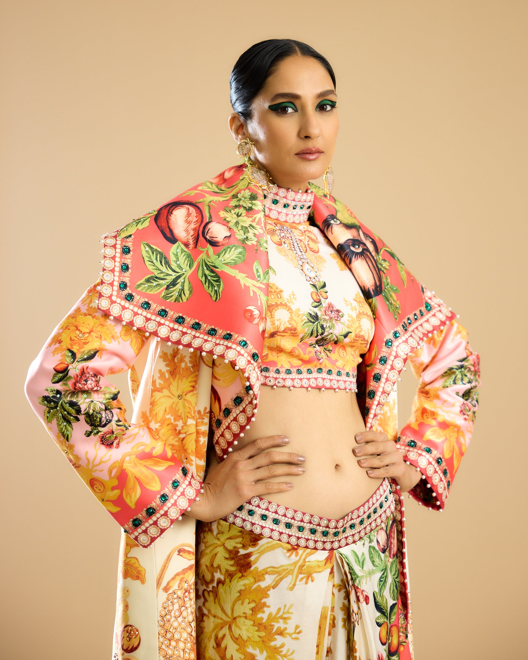 Nizam : Manorma - Ivory/Peach