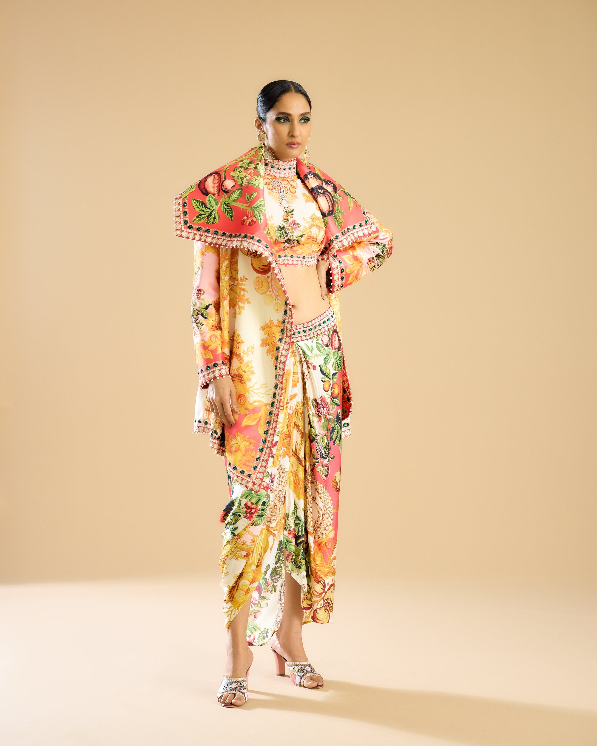 Nizam : Manorma - Ivory/Peach