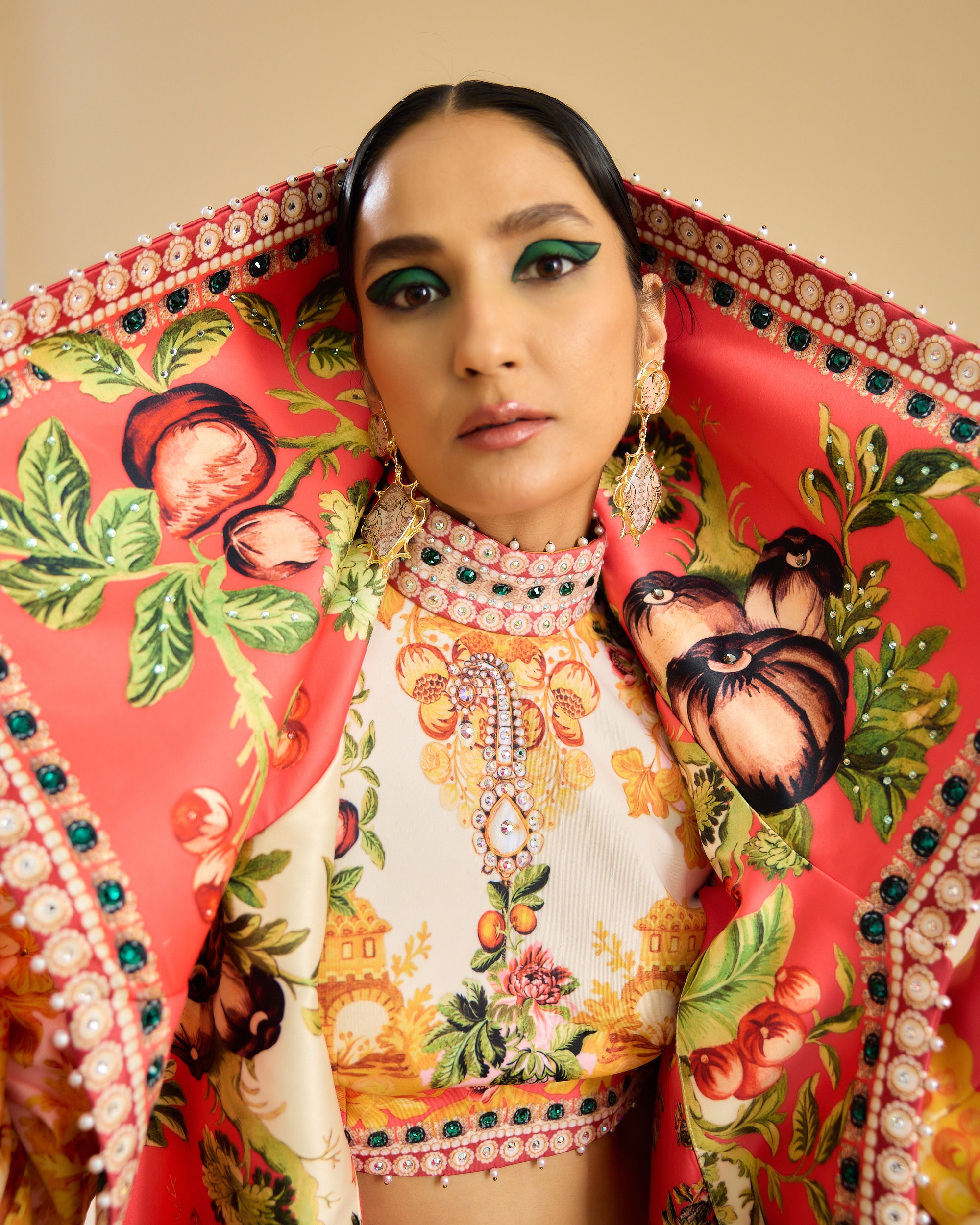 Nizam : Manorma - Ivory/Peach