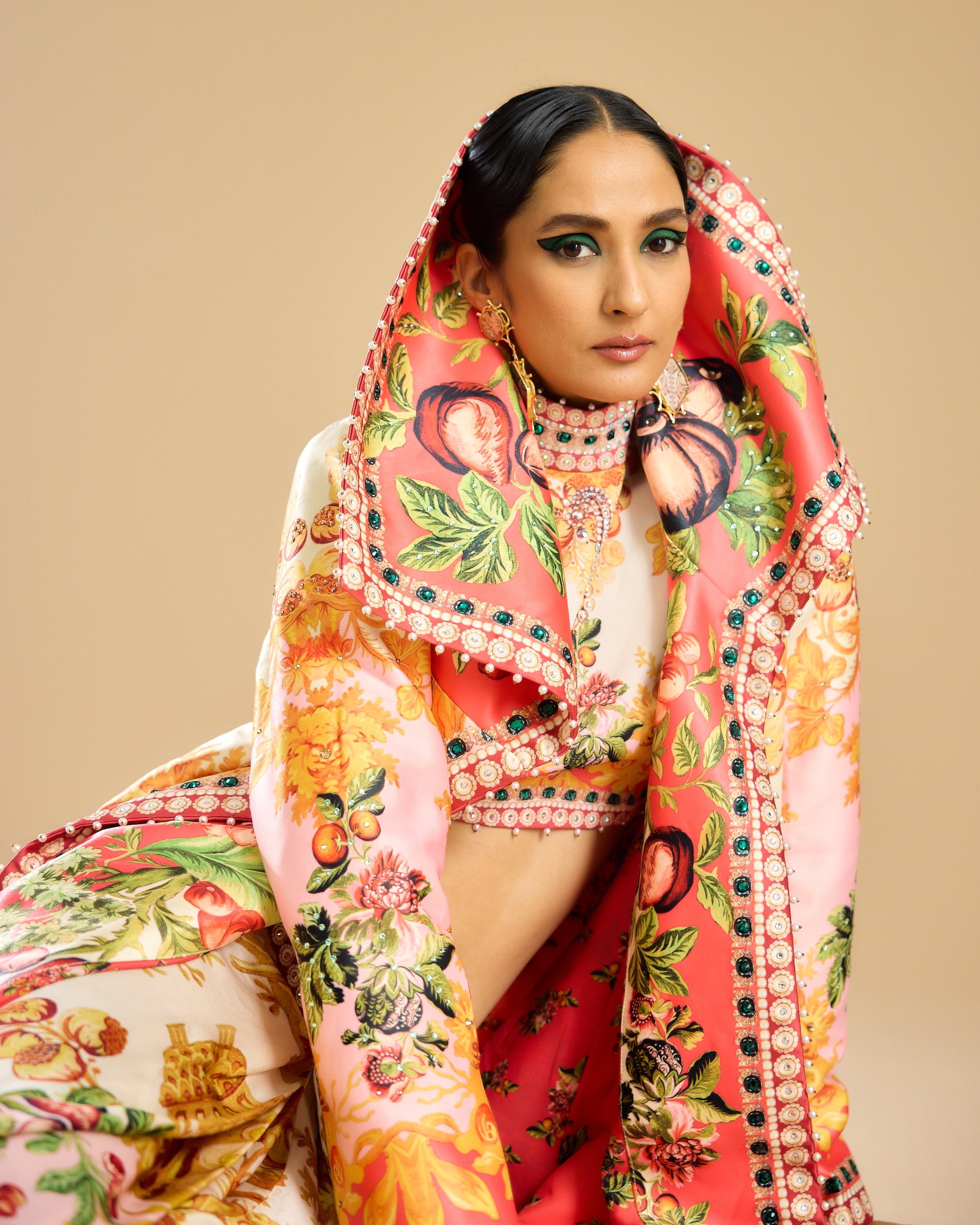 Nizam : Manorma - Ivory/Peach