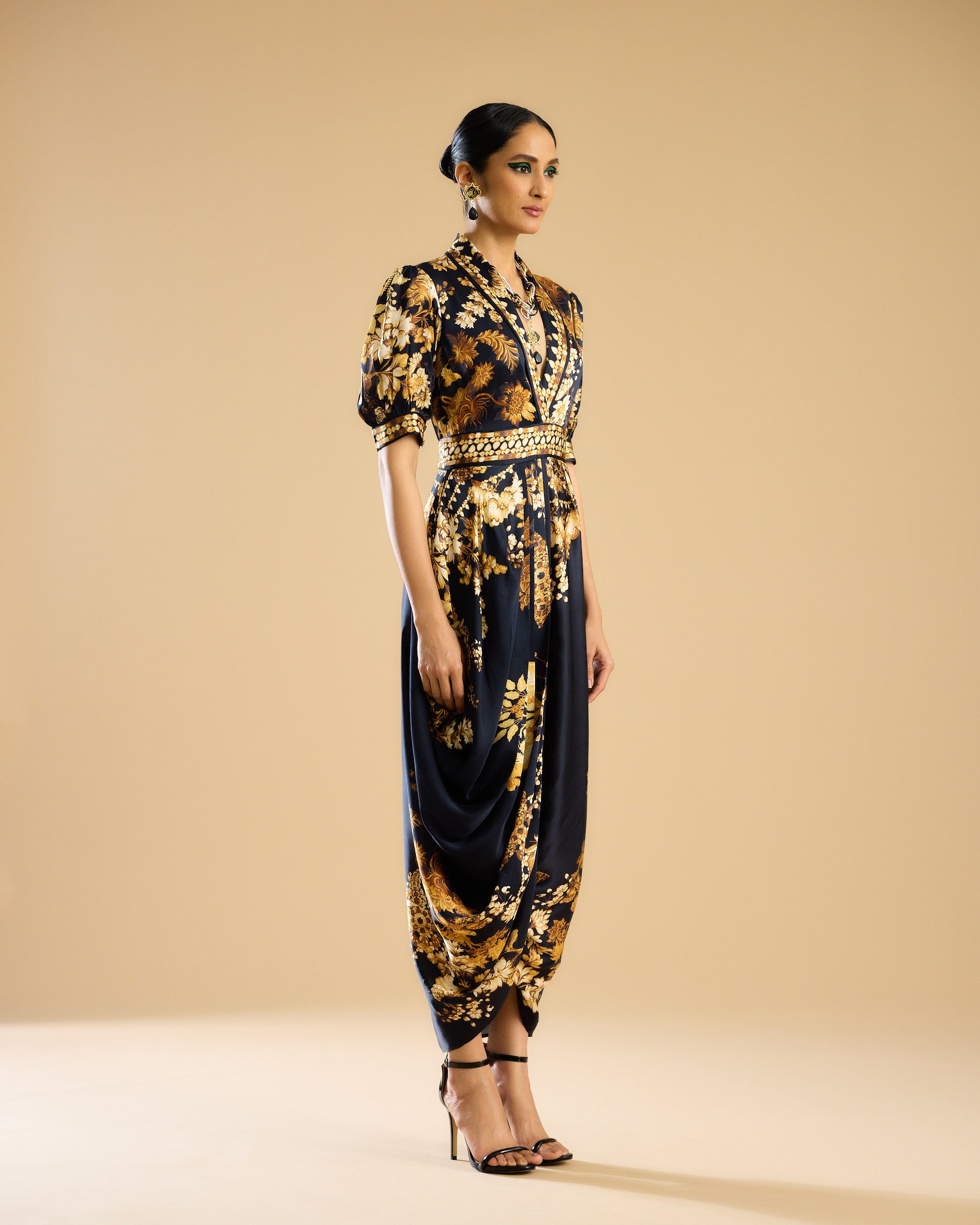 Nizam : Chen - Black/Gold