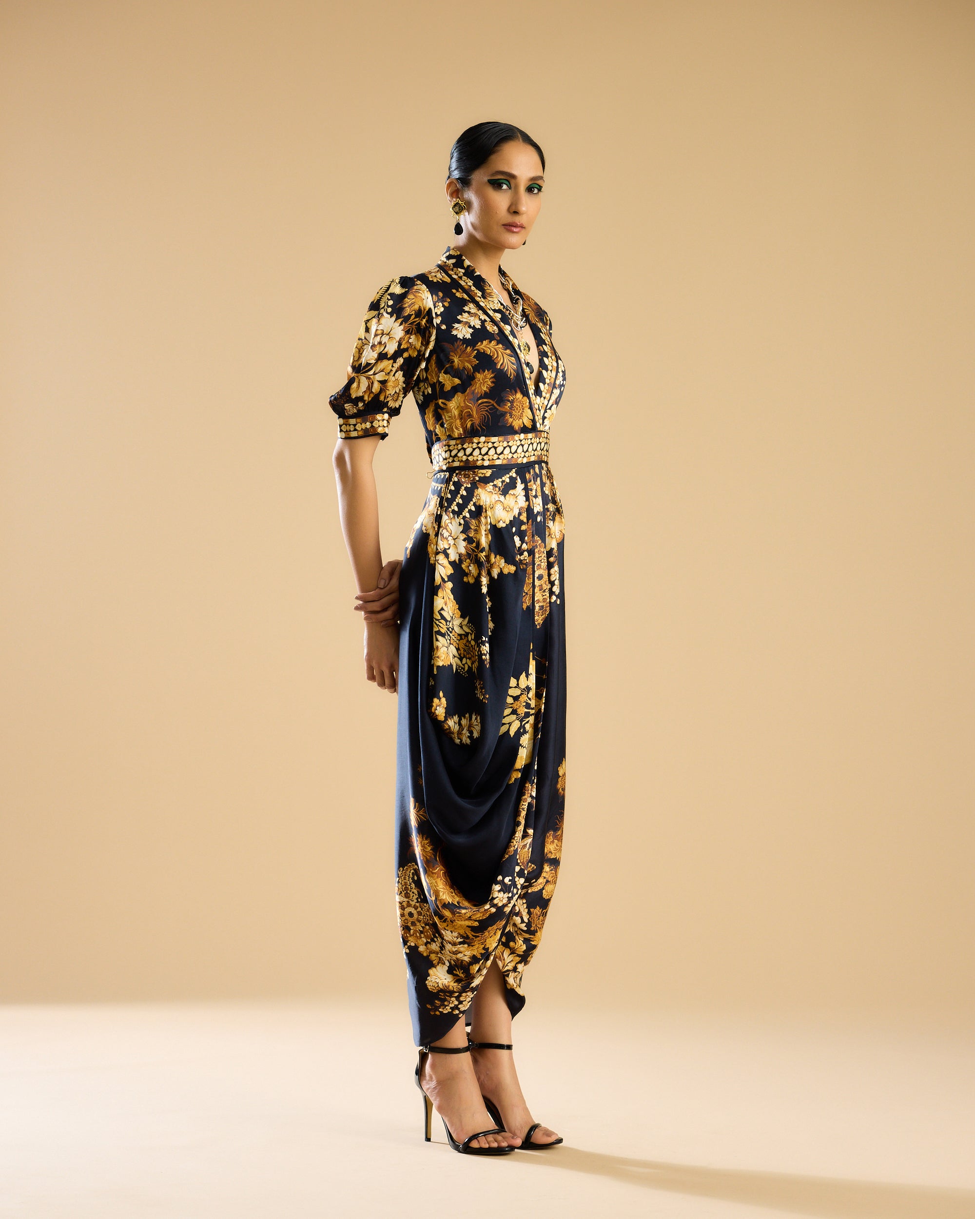 Nizam : Chen - Black/Gold