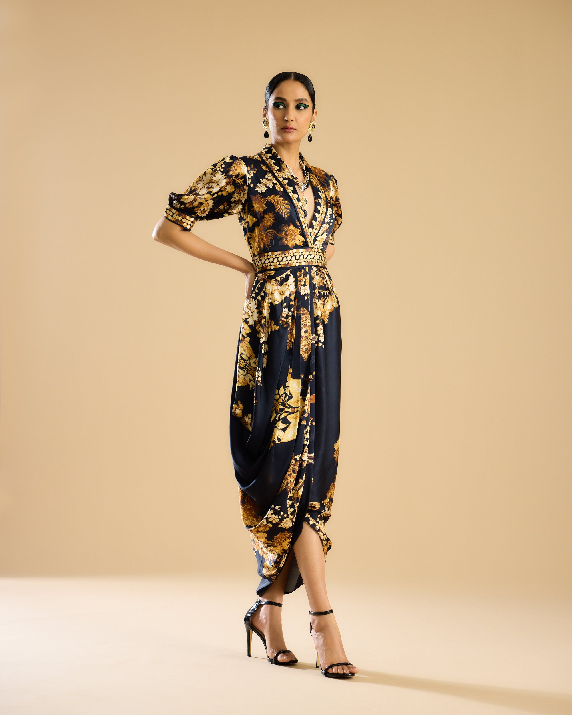 Nizam : Chen - Black/Gold