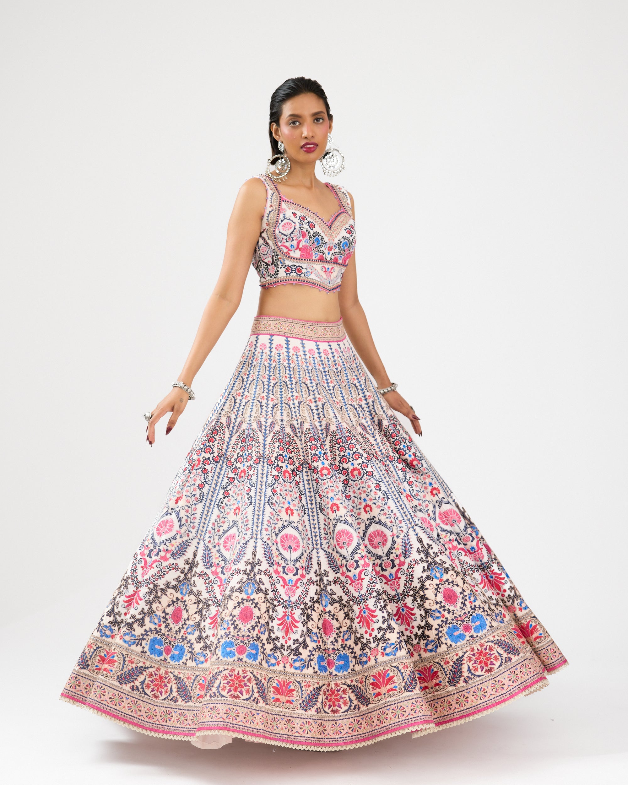 A Bukhara Summer : Leela - Ivory/Pink