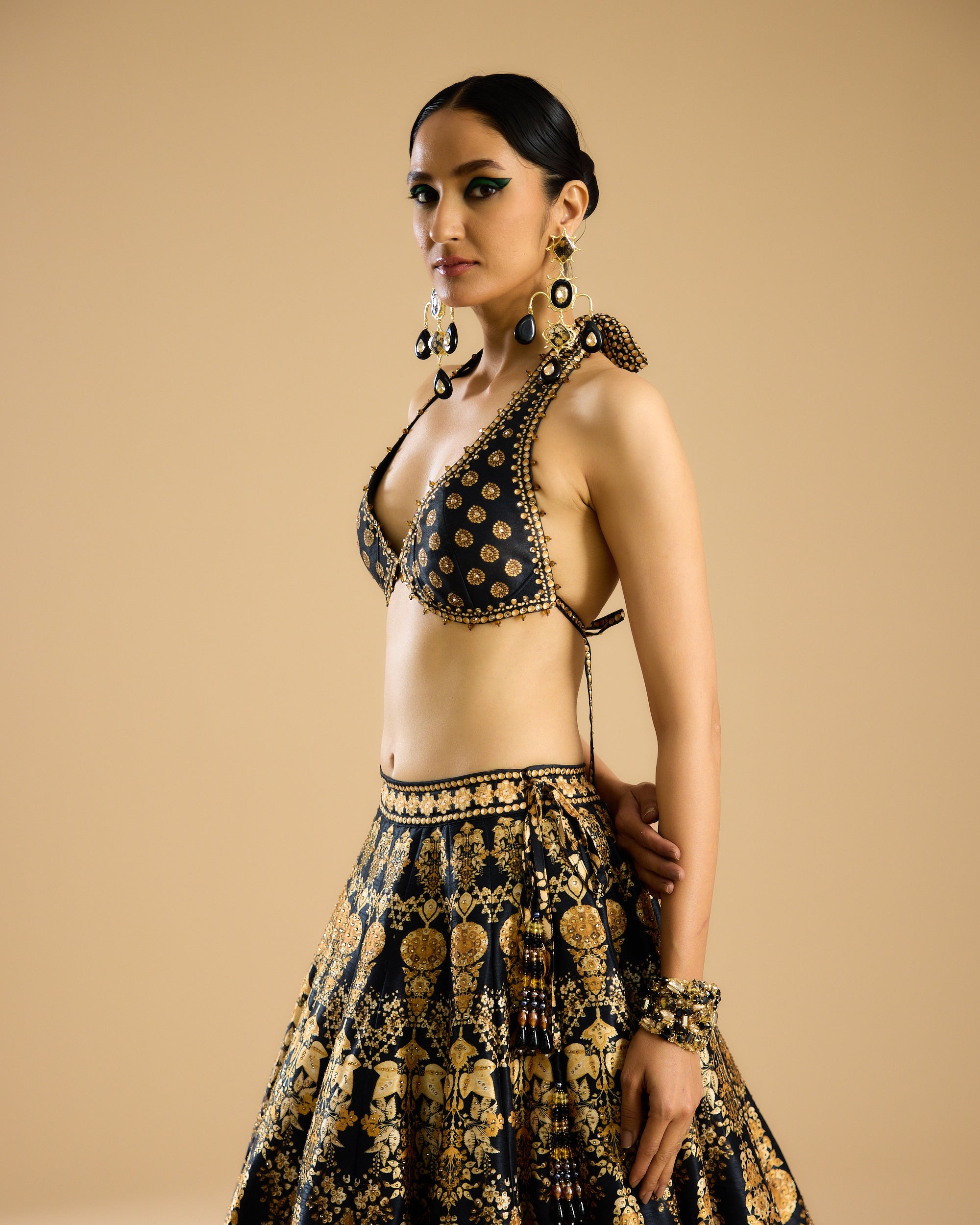 Nizam : Hanoi Leela - Black/Gold