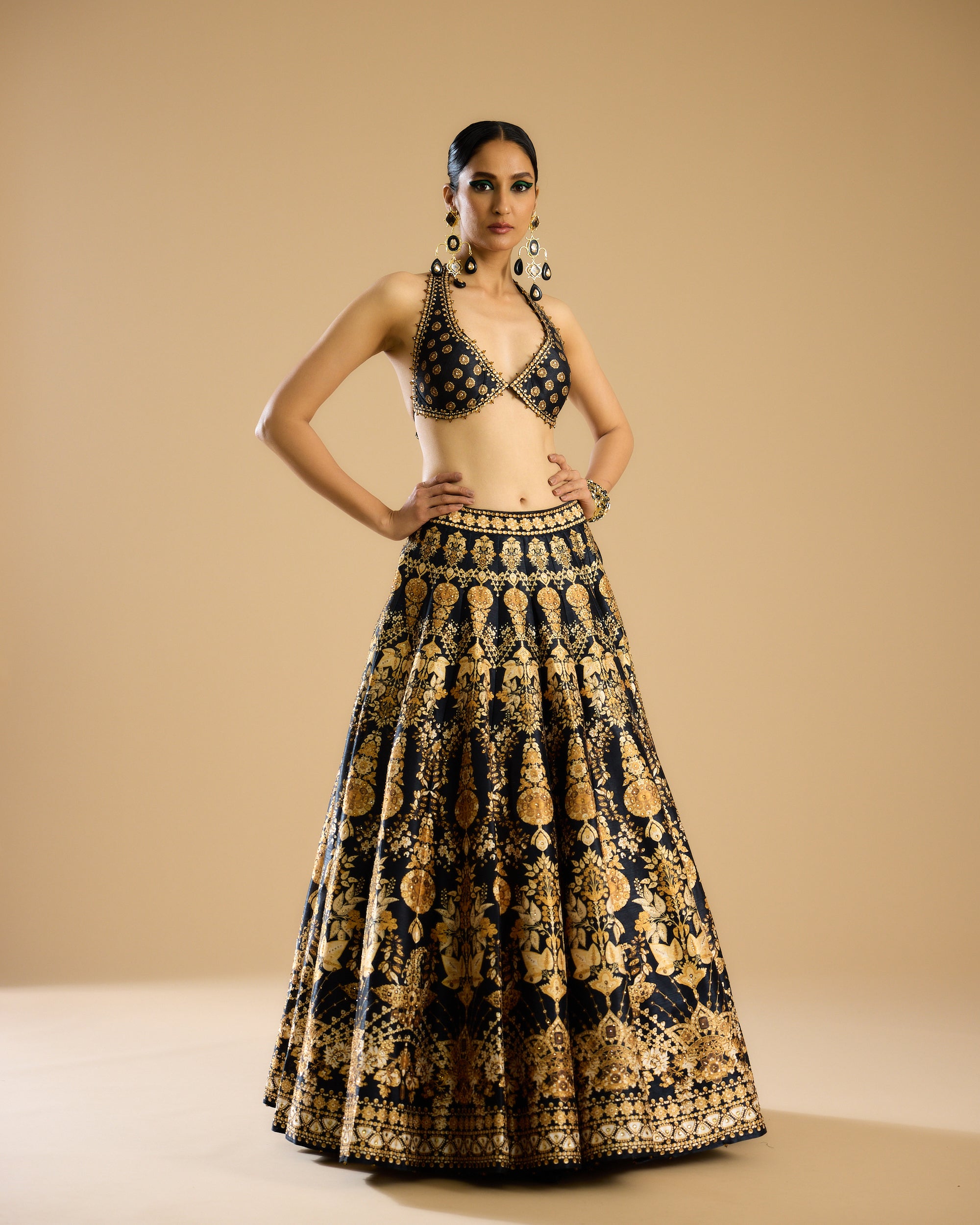 Nizam : Hanoi Leela - Black/Gold