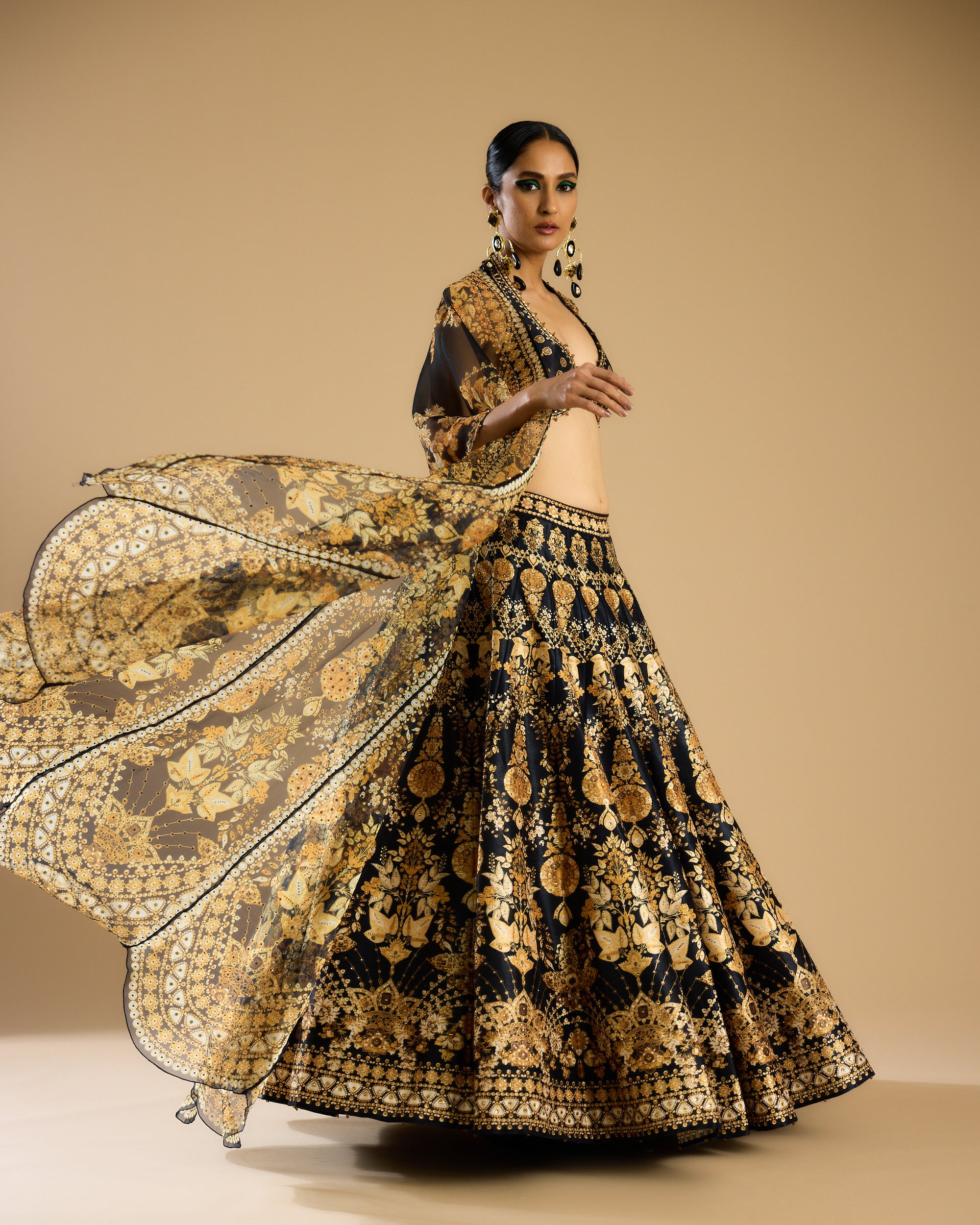 Nizam : Hanoi Leela - Black/Gold