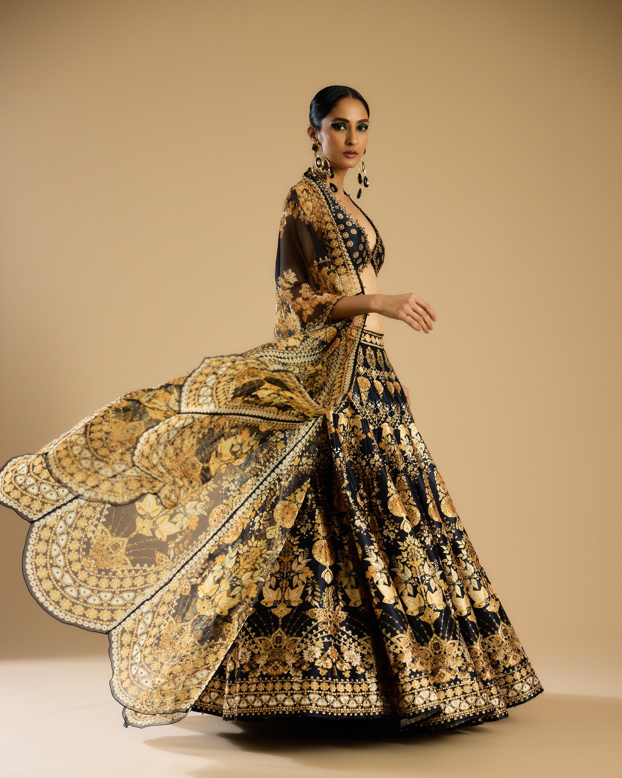 Nizam : Hanoi Leela - Black/Gold