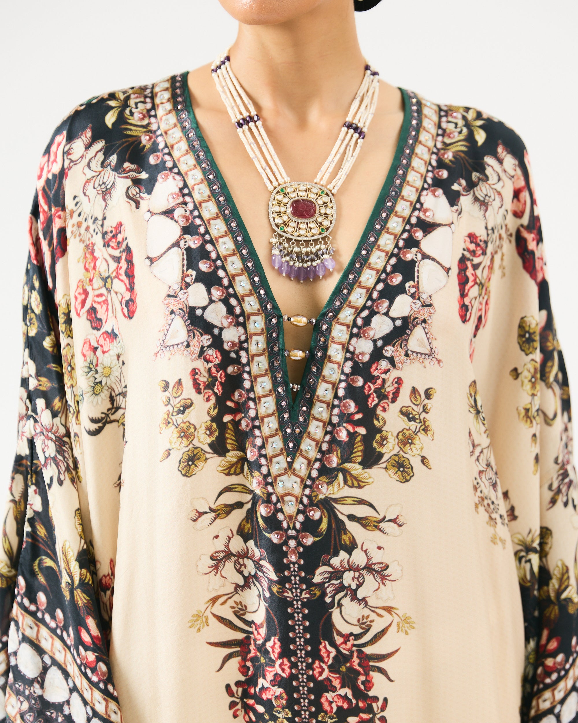 Nizam : Ghufrina - Beige