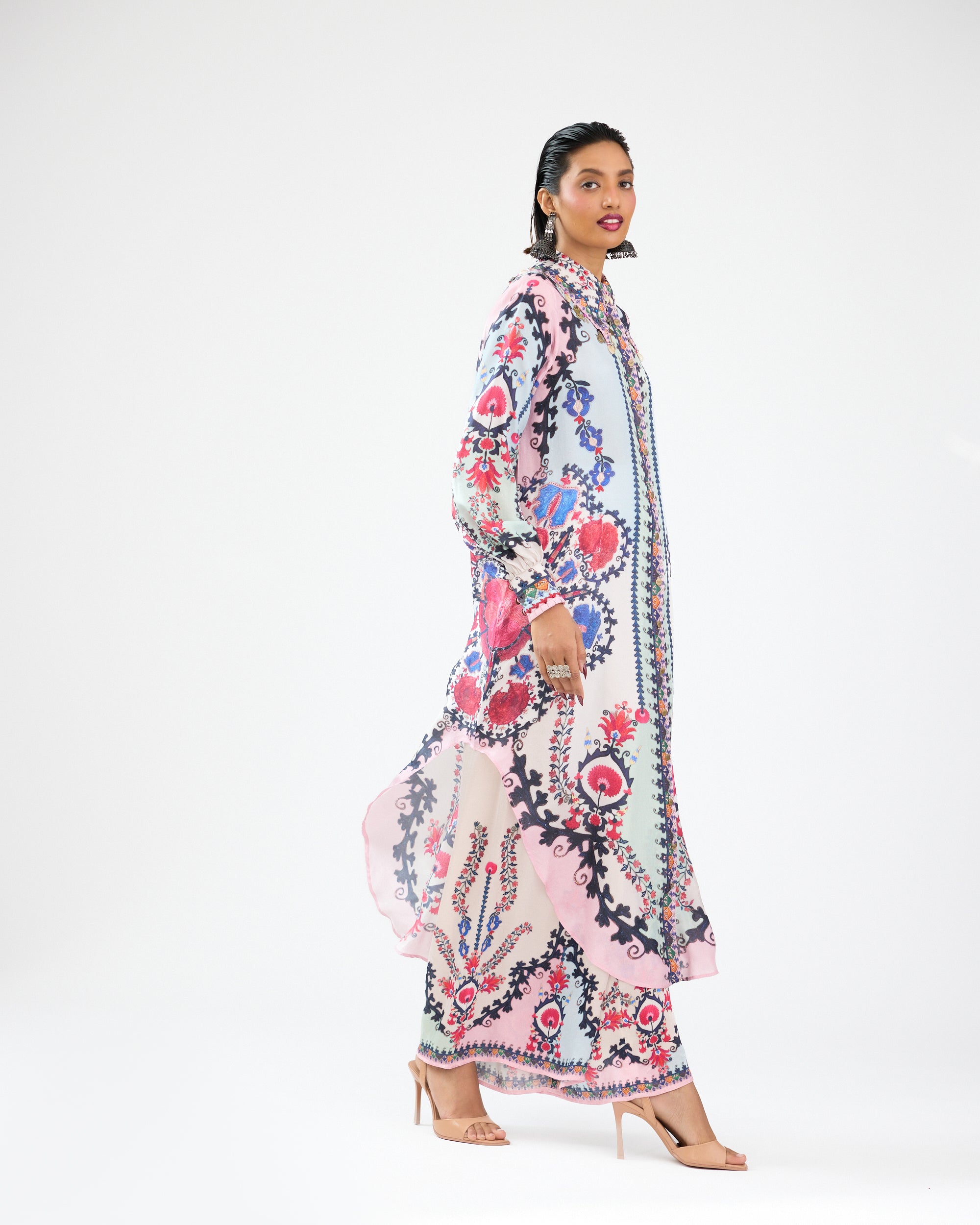 A Bukhara Summer : Bella - Ivory/Blush