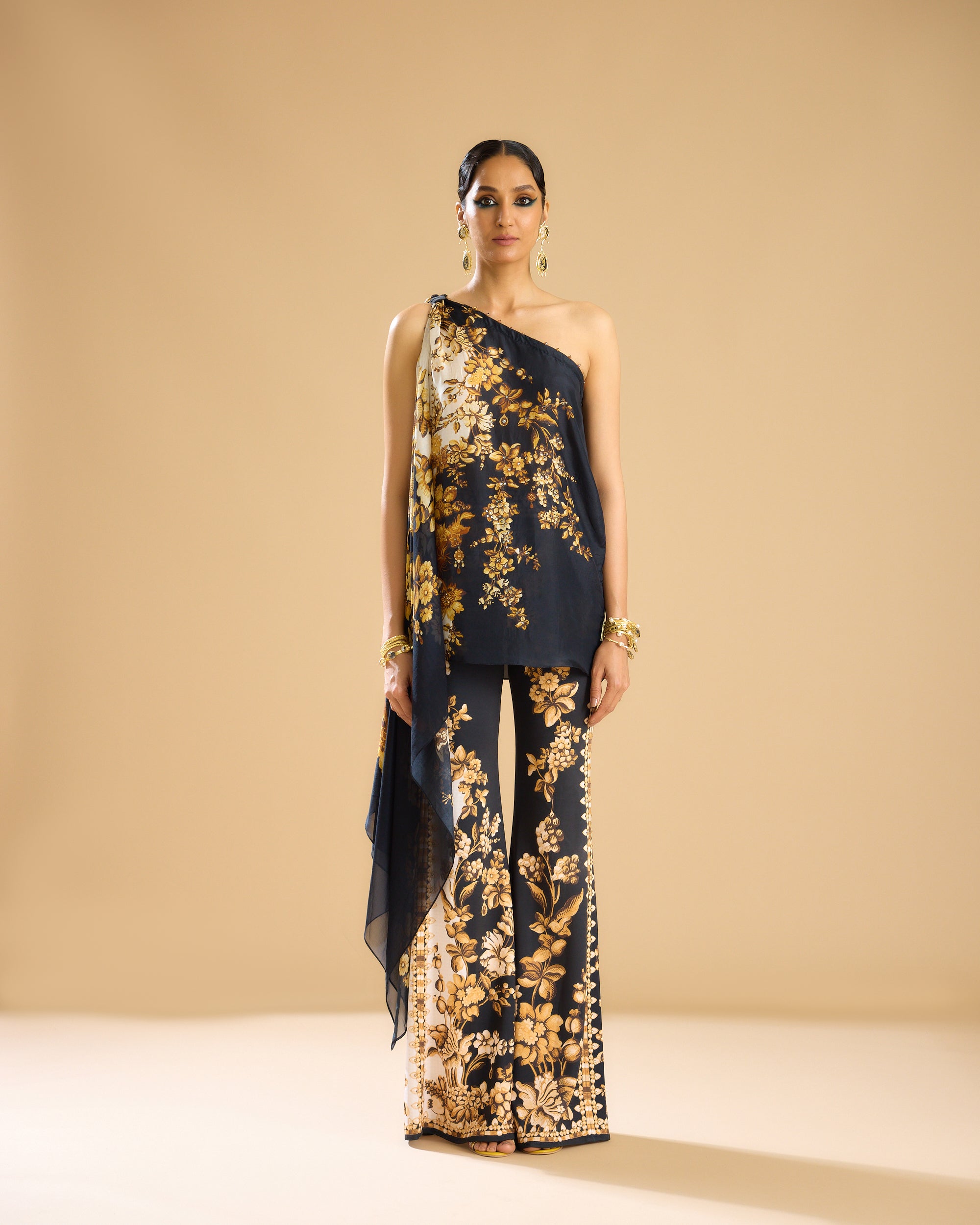Nizam : Sara - Black/Gold