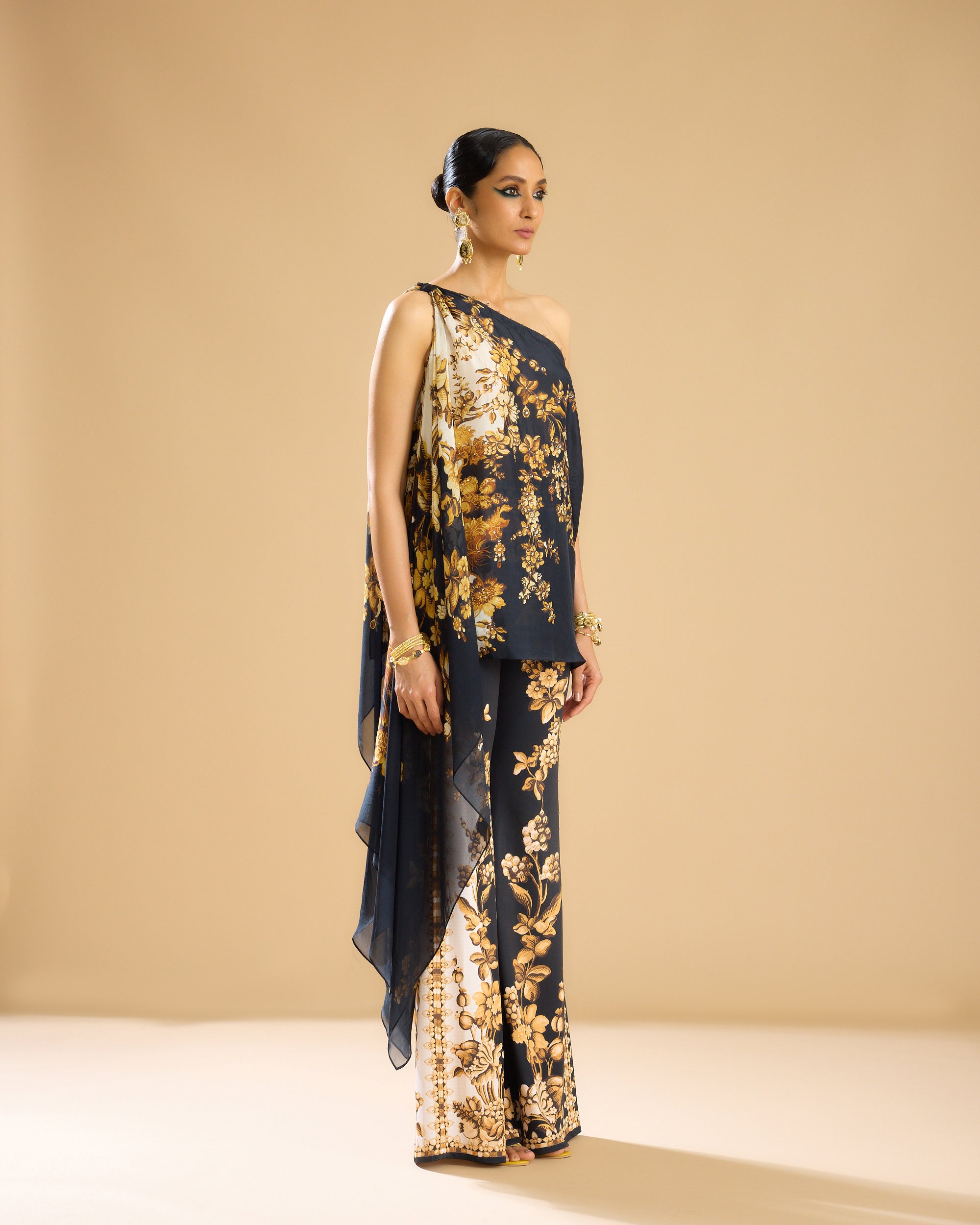 Nizam : Sara - Black/Gold