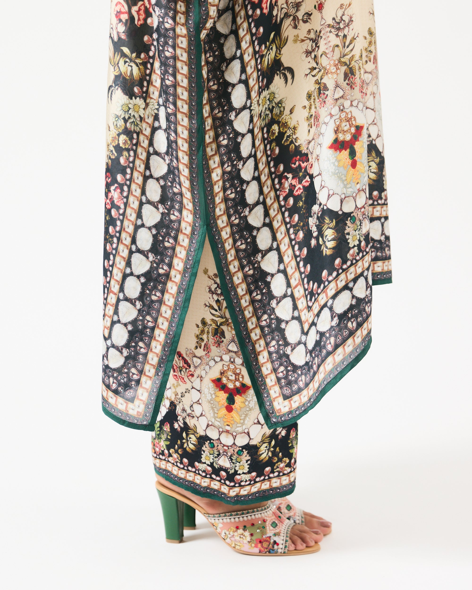 Nizam : Ghufrina - Beige