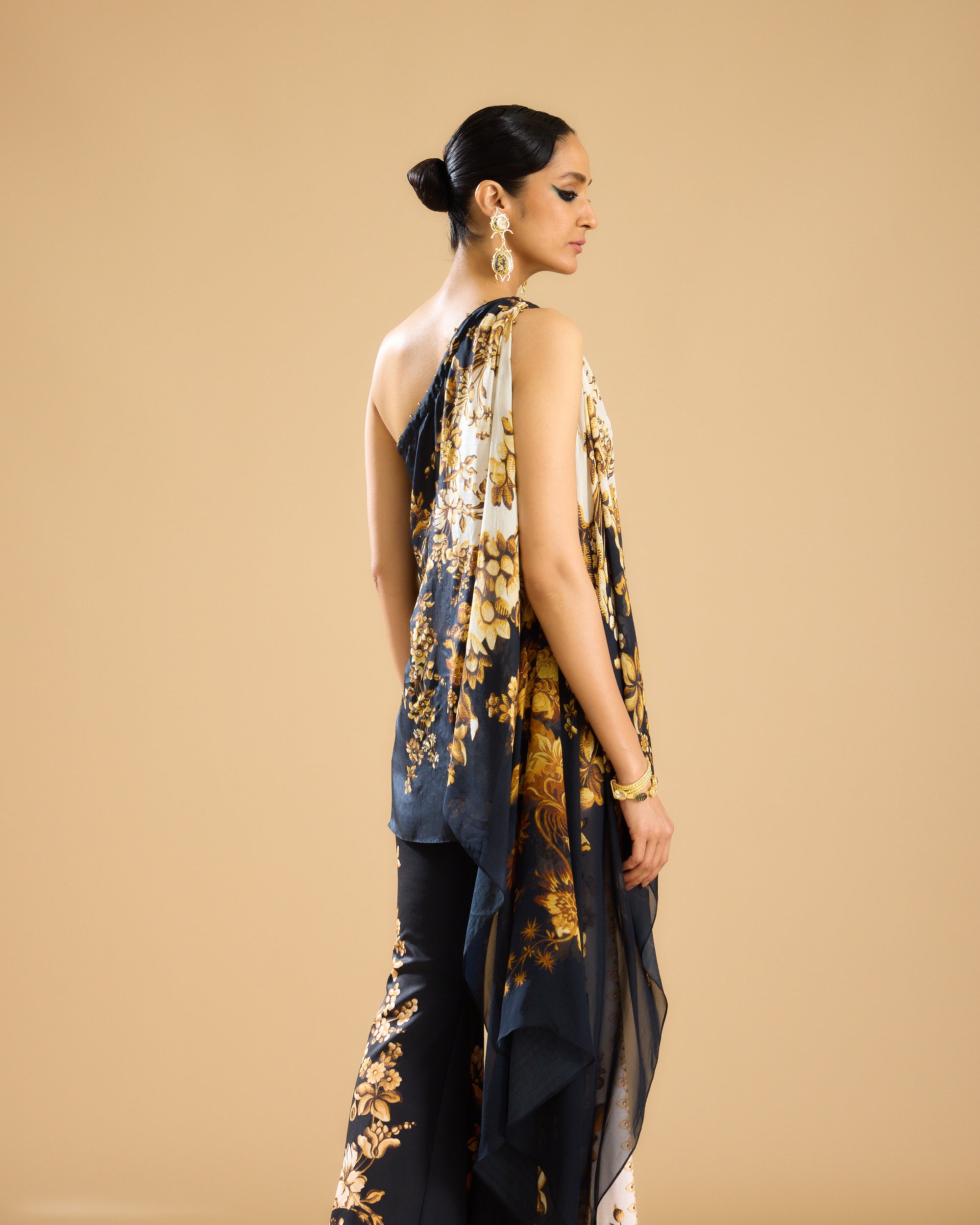 Nizam : Sara - Black/Gold