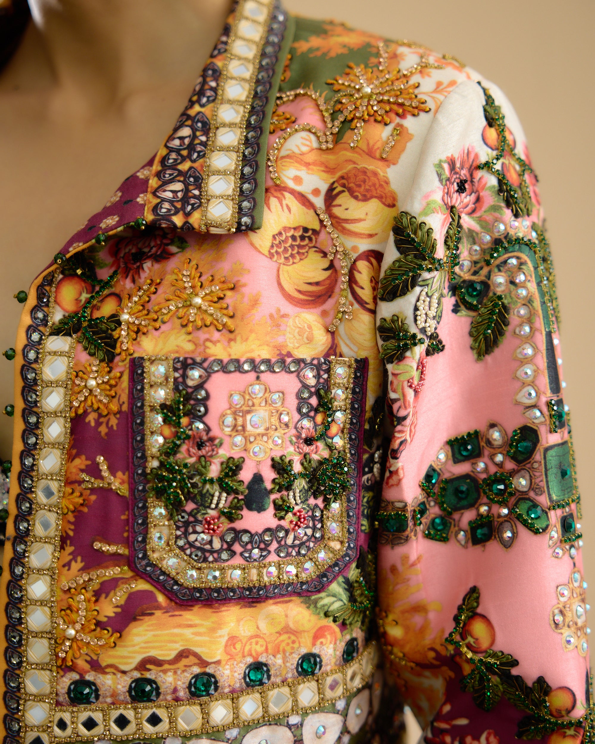Nizam : Inika Leela - Beige/Multi