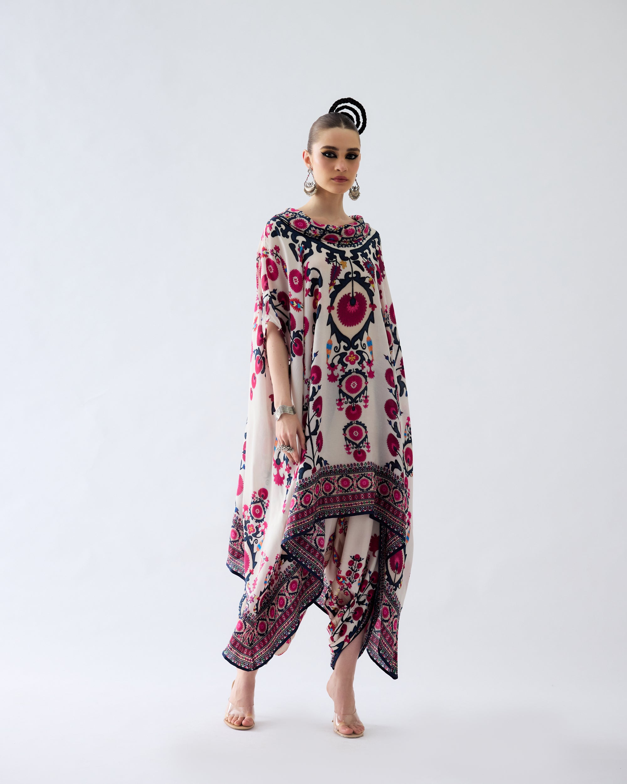 Bukhara : Lavanya/Sonth - Raspberry