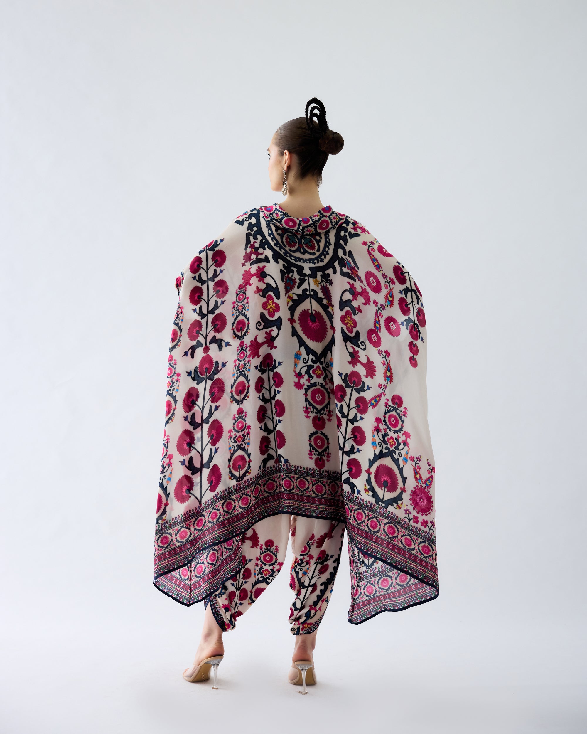 Bukhara : Lavanya/Sonth - Raspberry