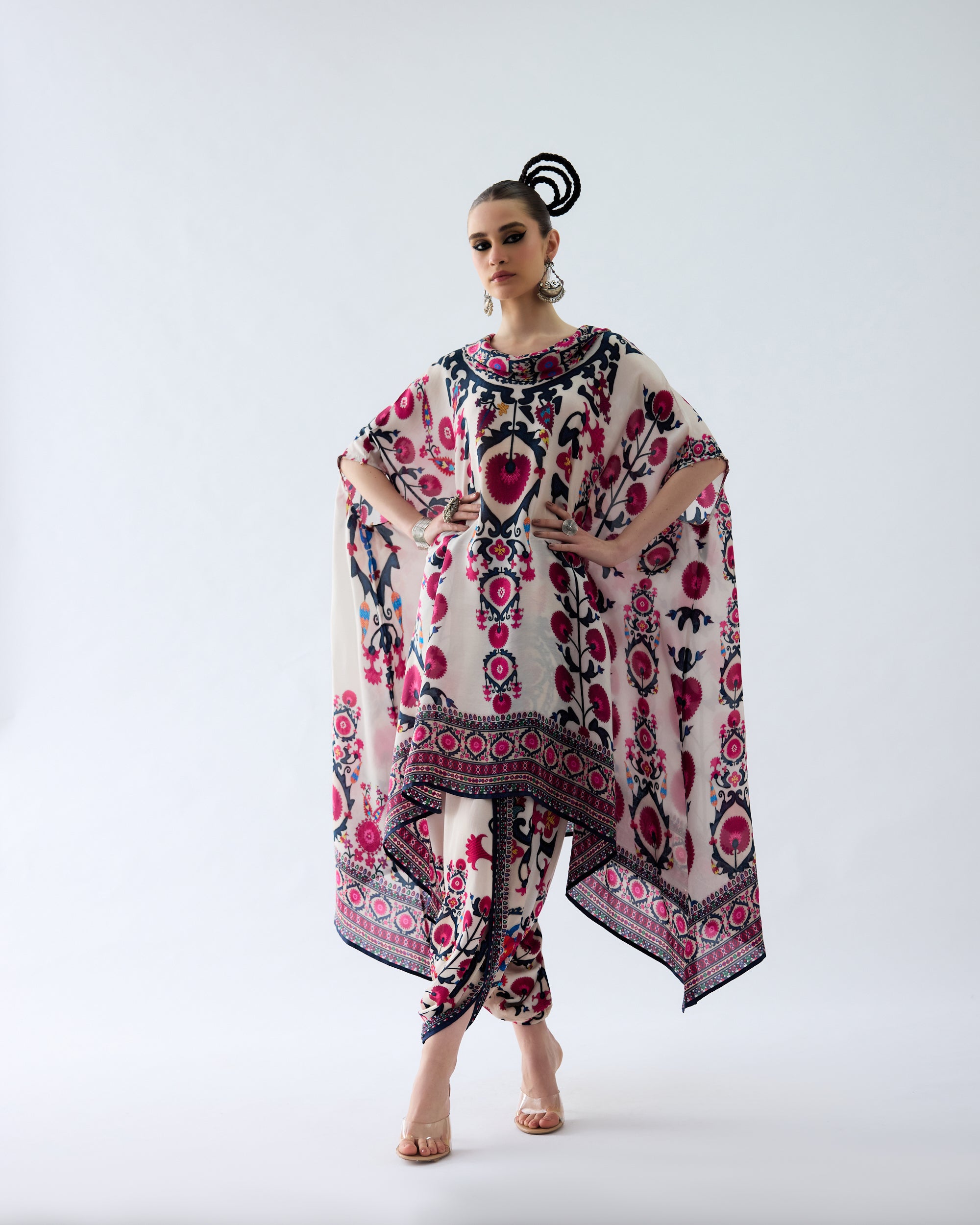 Bukhara : Lavanya/Sonth - Raspberry