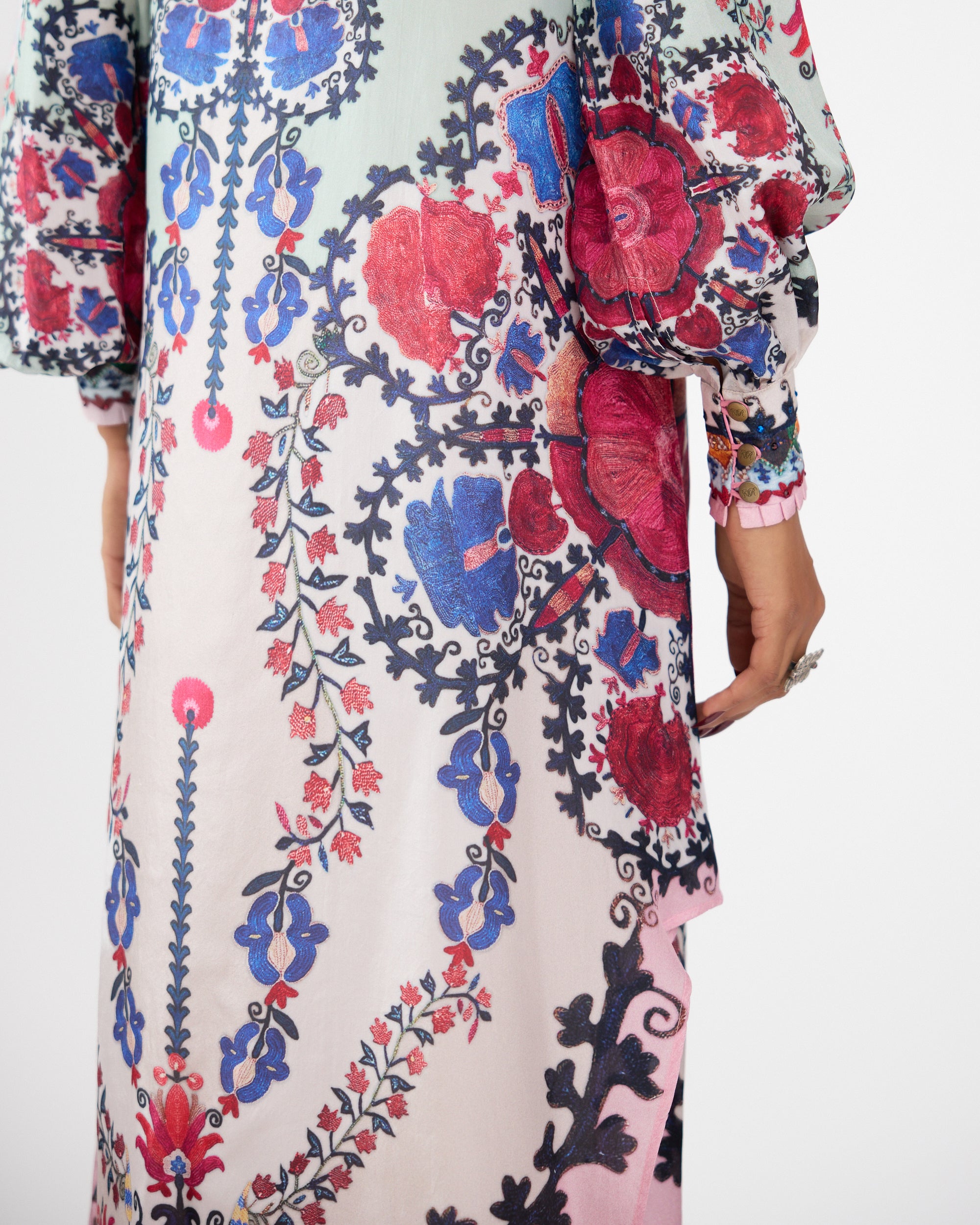 A Bukhara Summer : Bella - Ivory/Blush