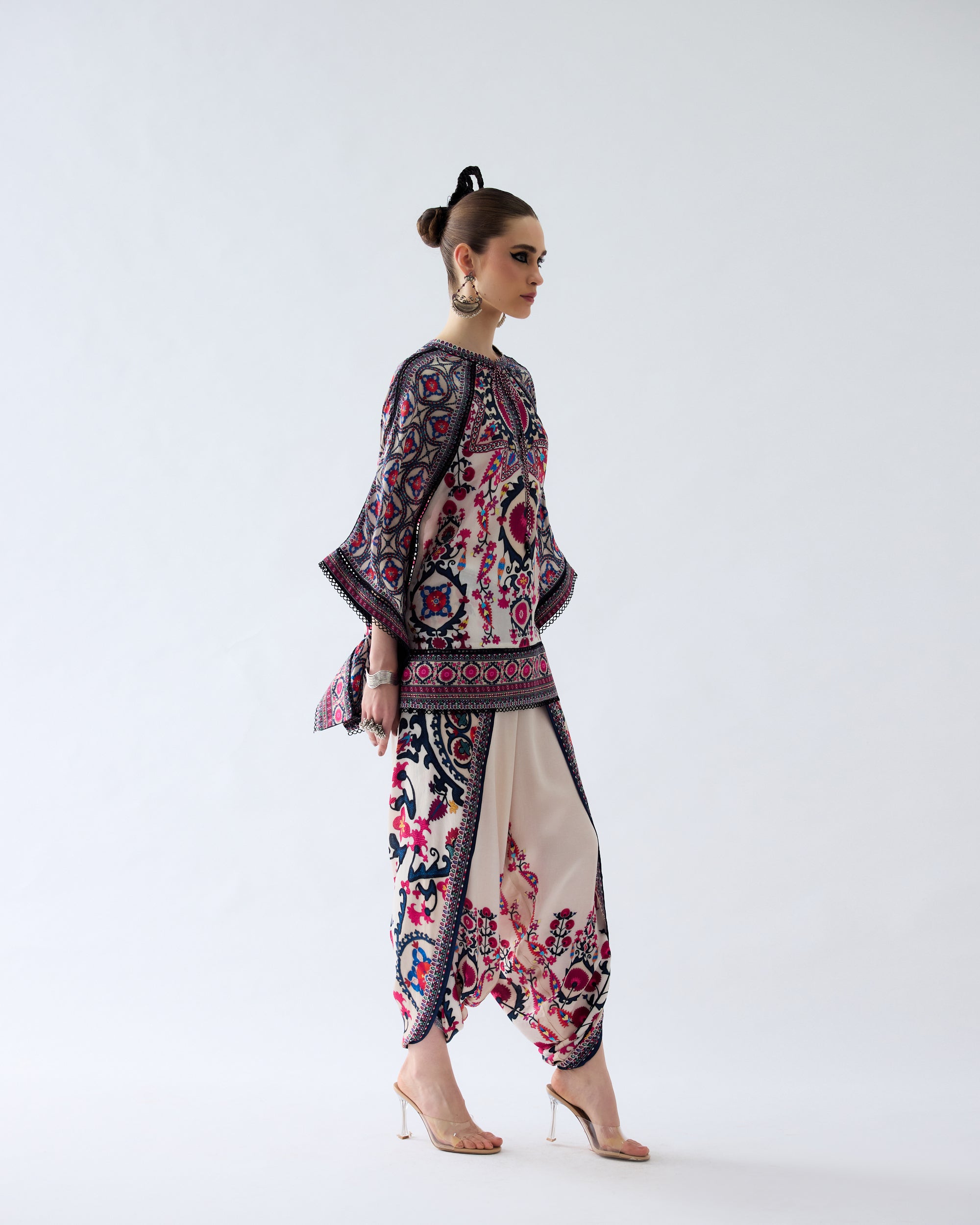 Bukhara : Ramona/Sonth - Raspberry