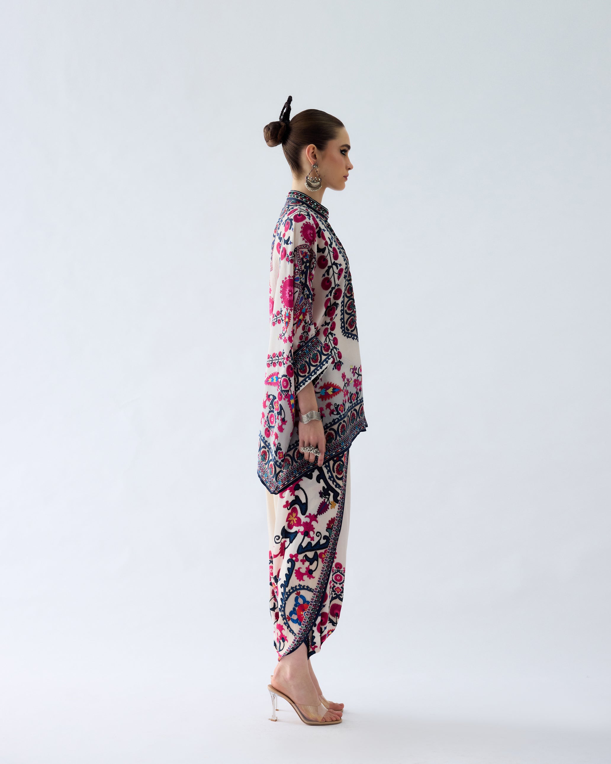 Bukhara : Chanel/Sonth - Raspberry