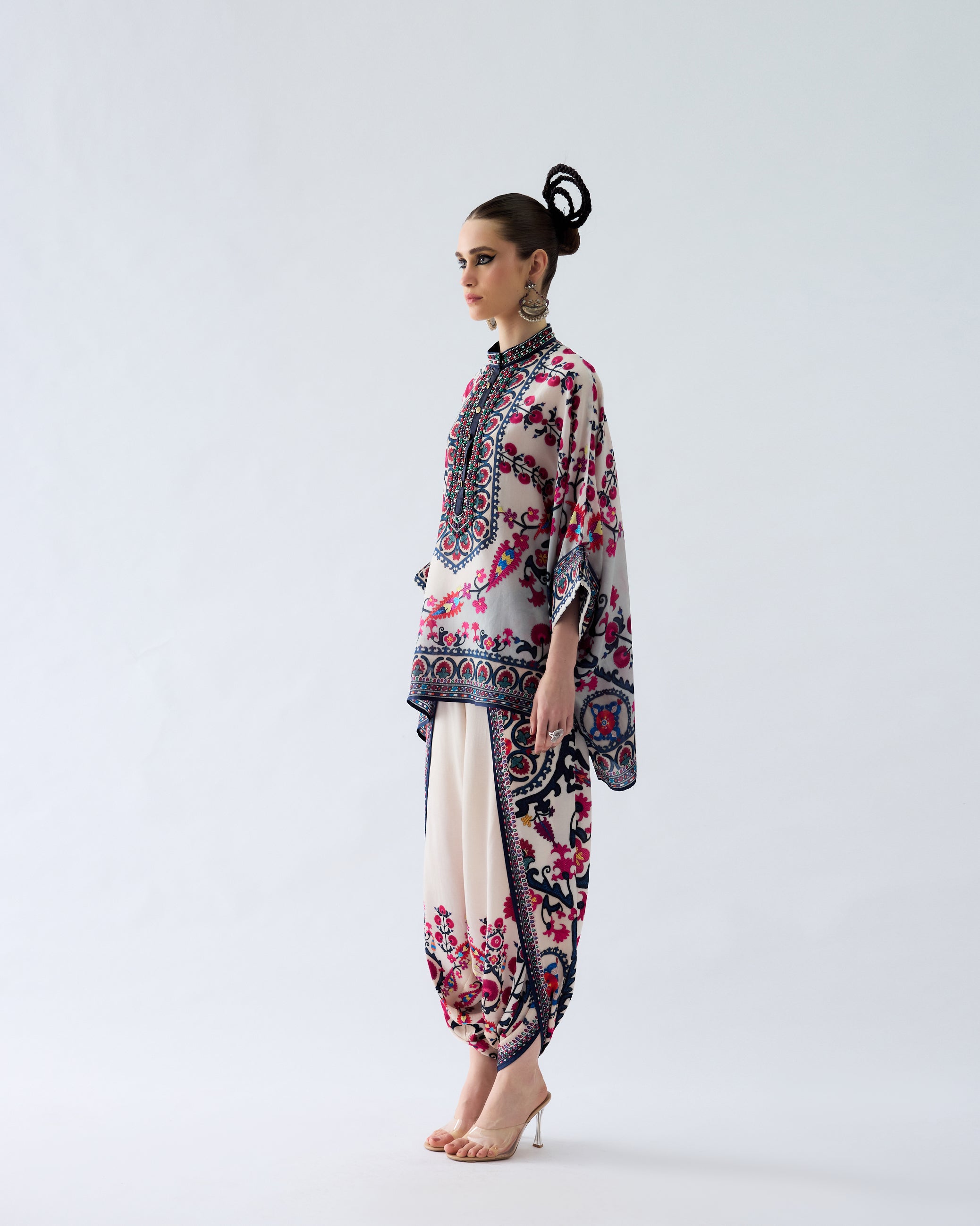 Bukhara : Chanel/Sonth - Raspberry