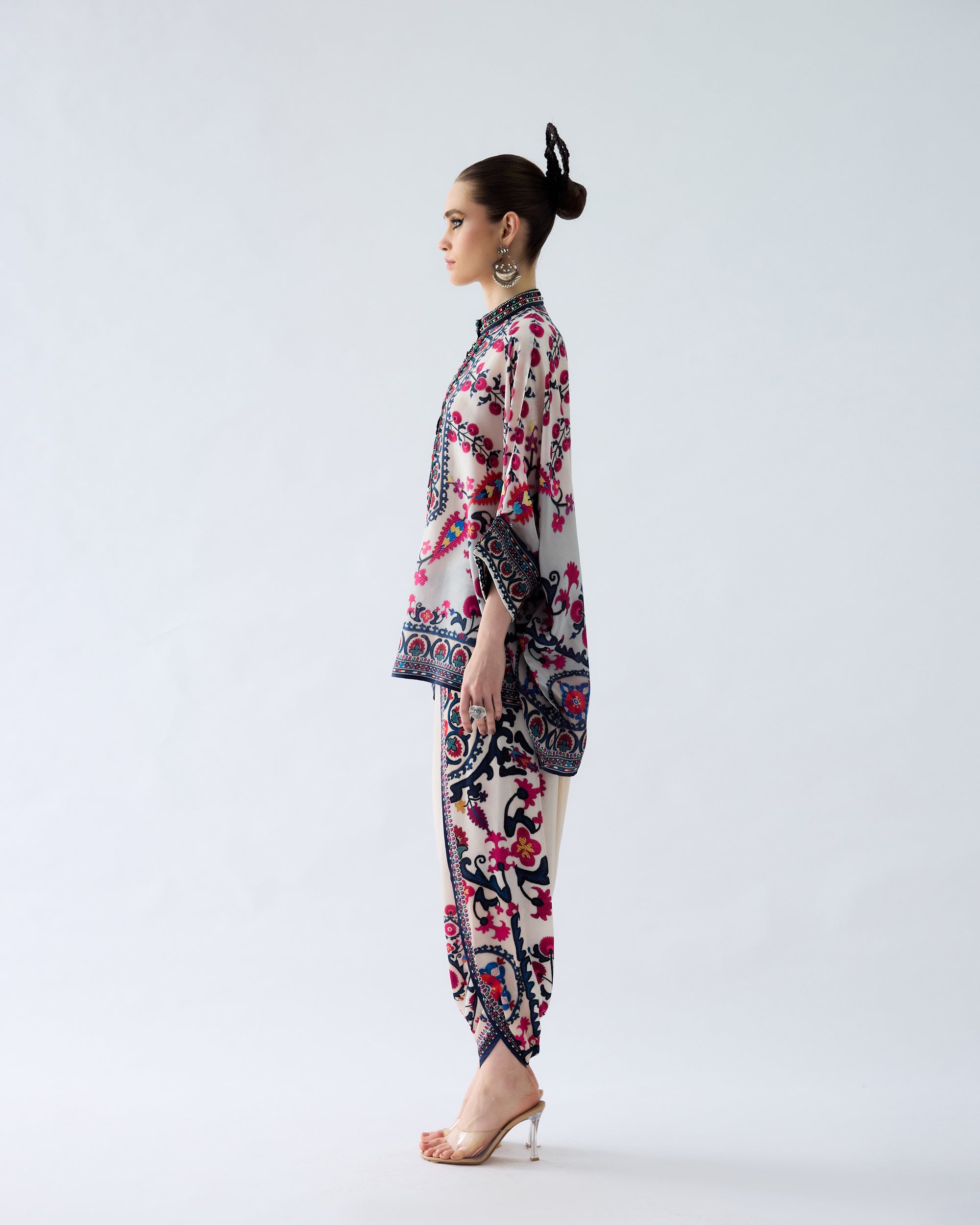 Bukhara : Chanel/Sonth - Raspberry