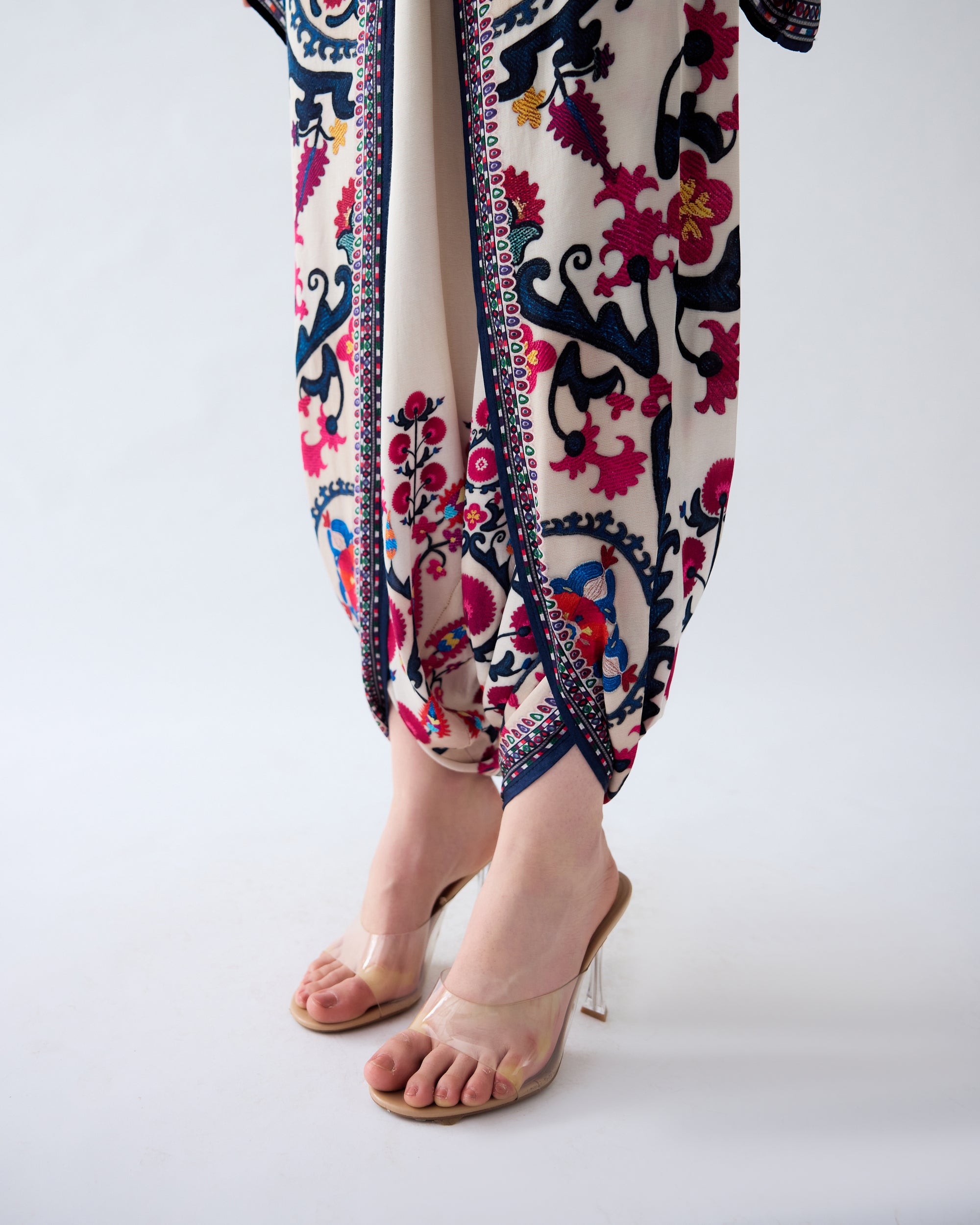 Bukhara : Chanel/Sonth - Raspberry