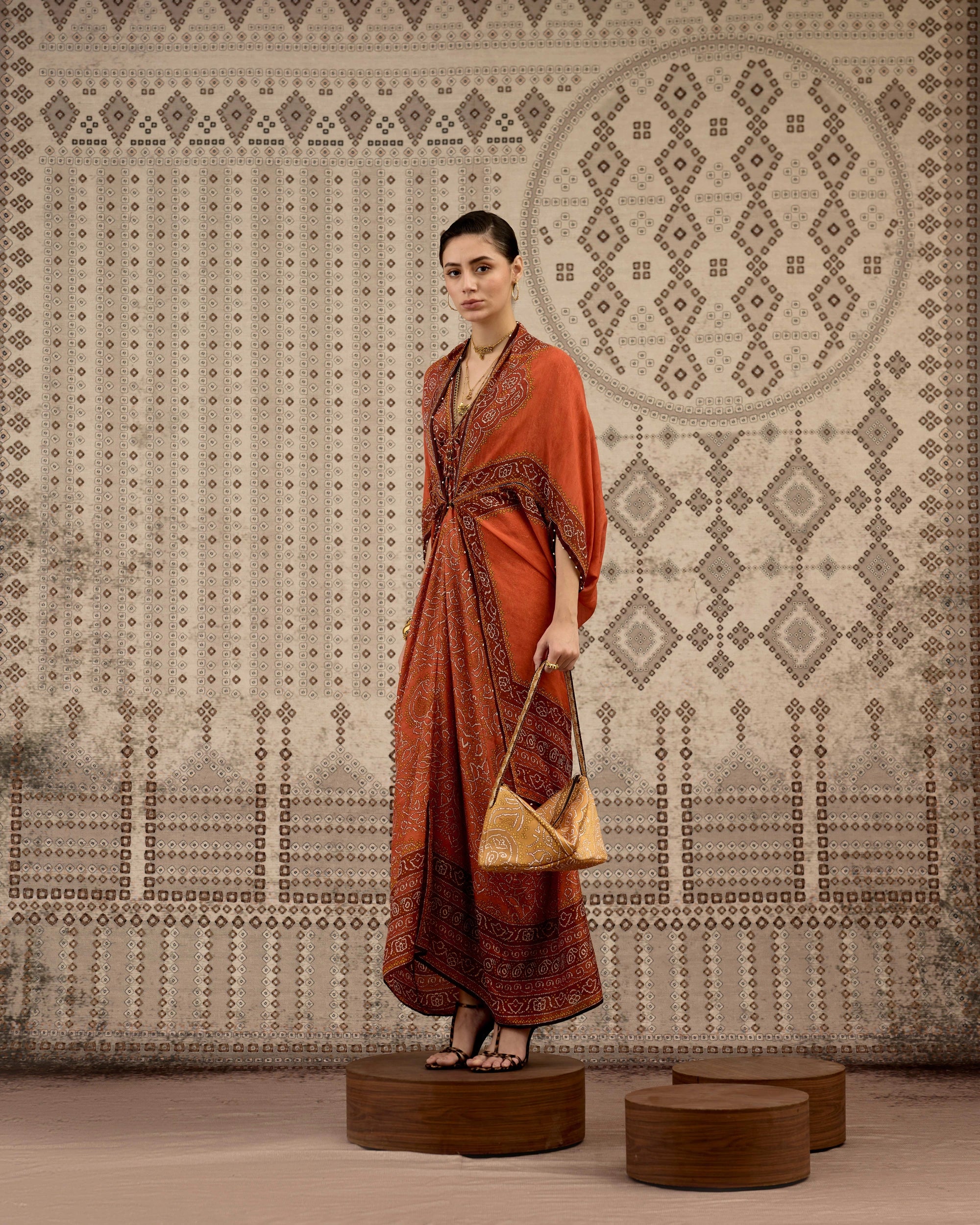 BANDHEJ : Safina
