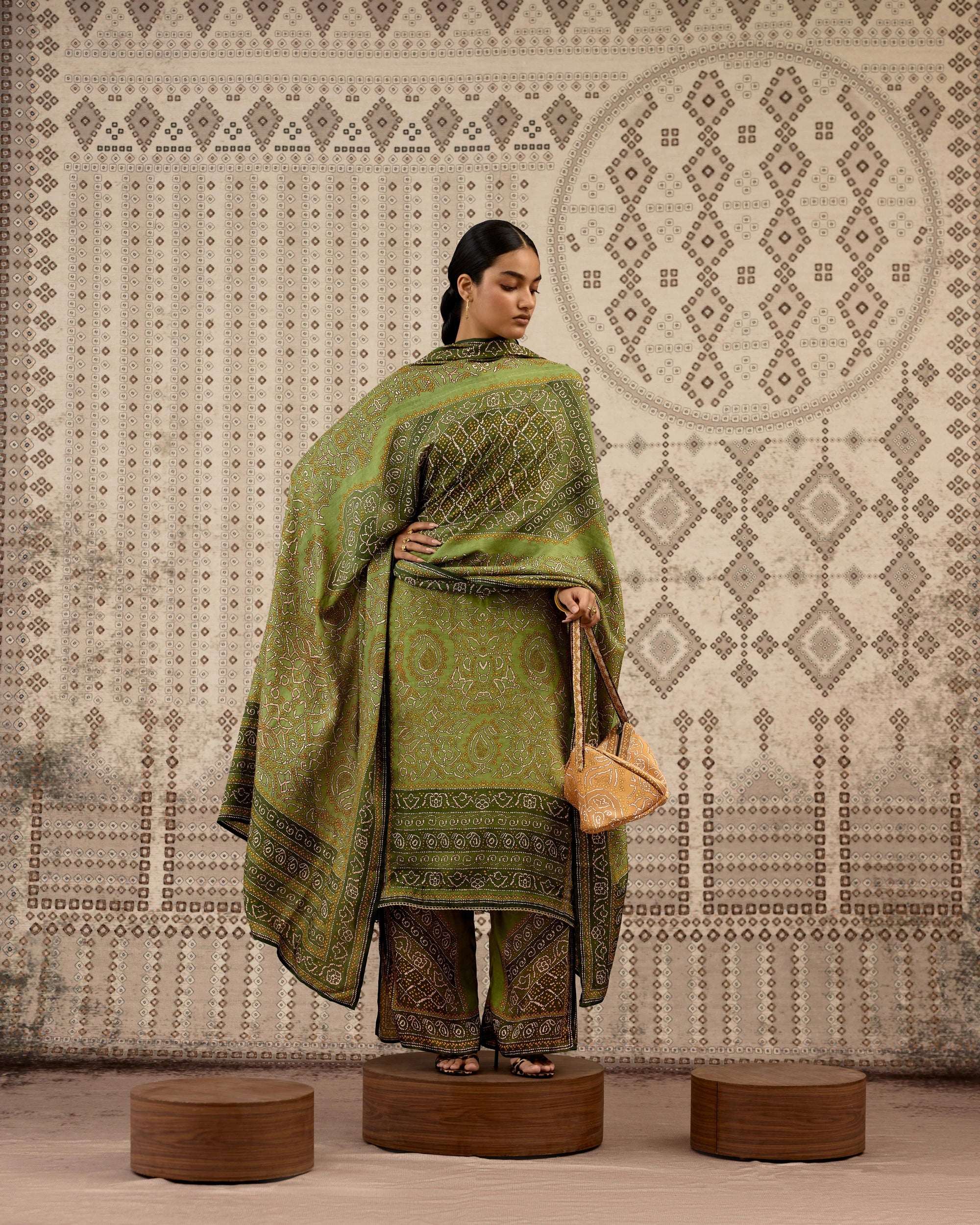 BANDHEJ : Ghazala